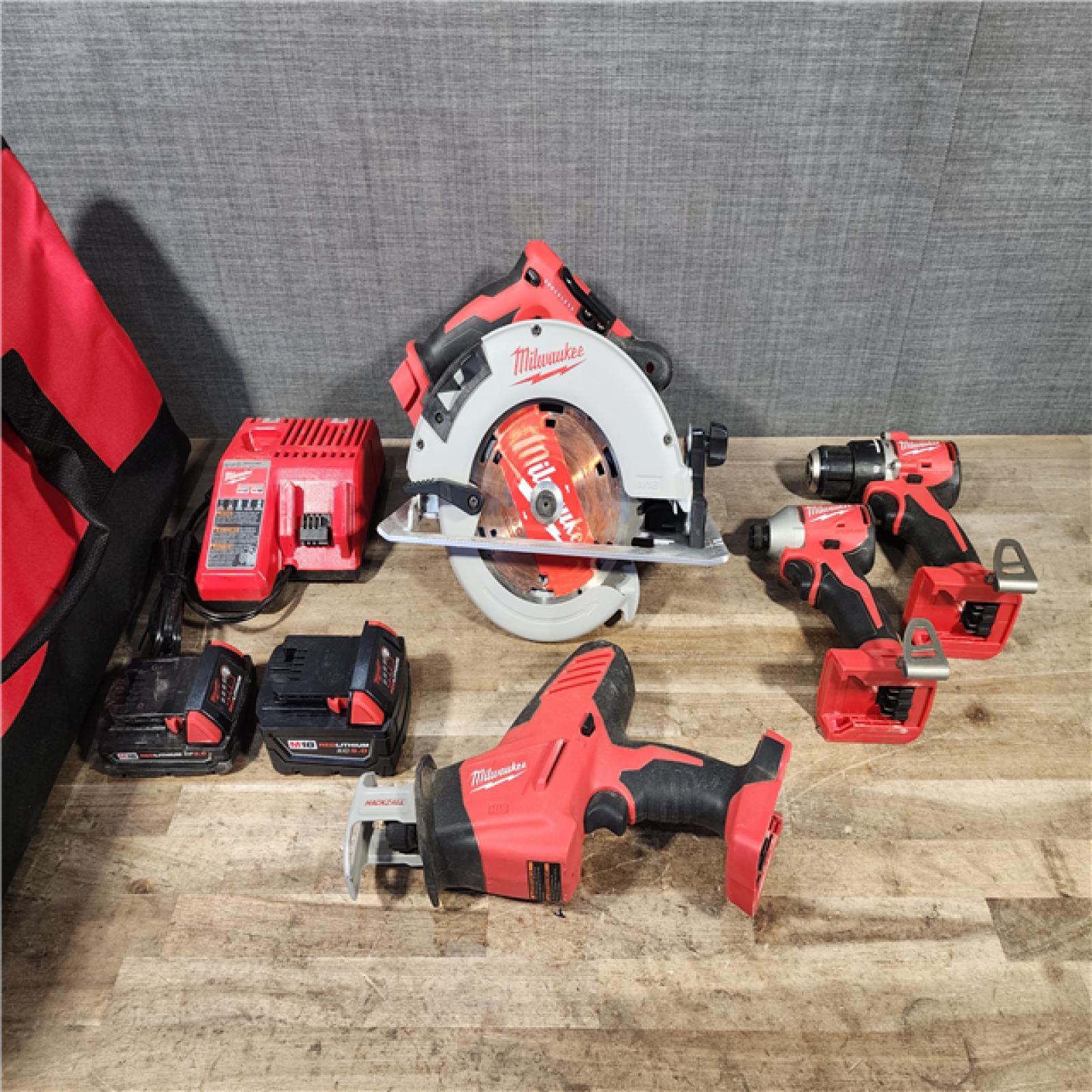 HOUSTON LOCATION - AS-IS Milwaukee M18 4-Tool Combo Kit