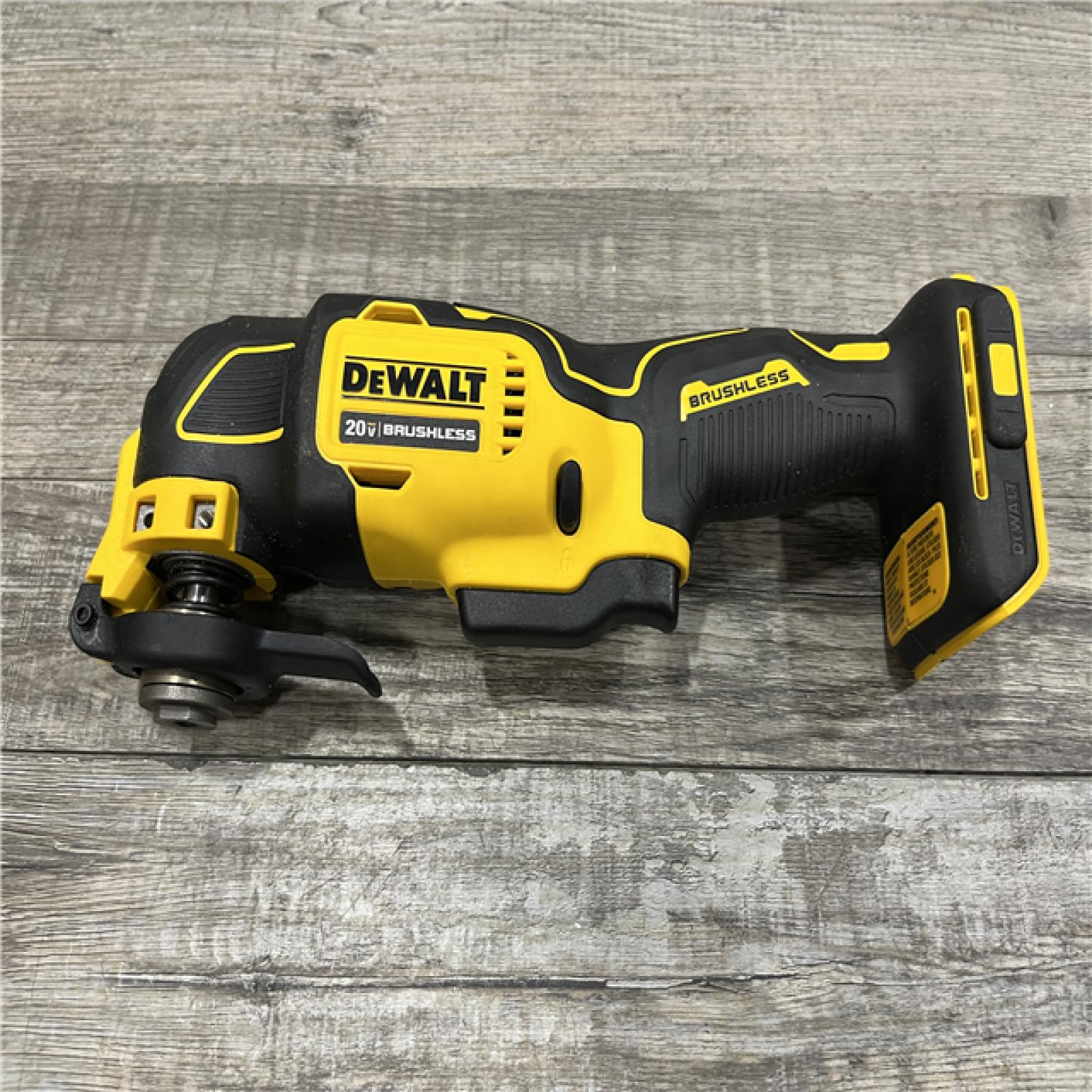AS-IS DEWALT ATOMIC 20V MAX Cordless Brushless Oscillating Multi Tool (Tool Only)