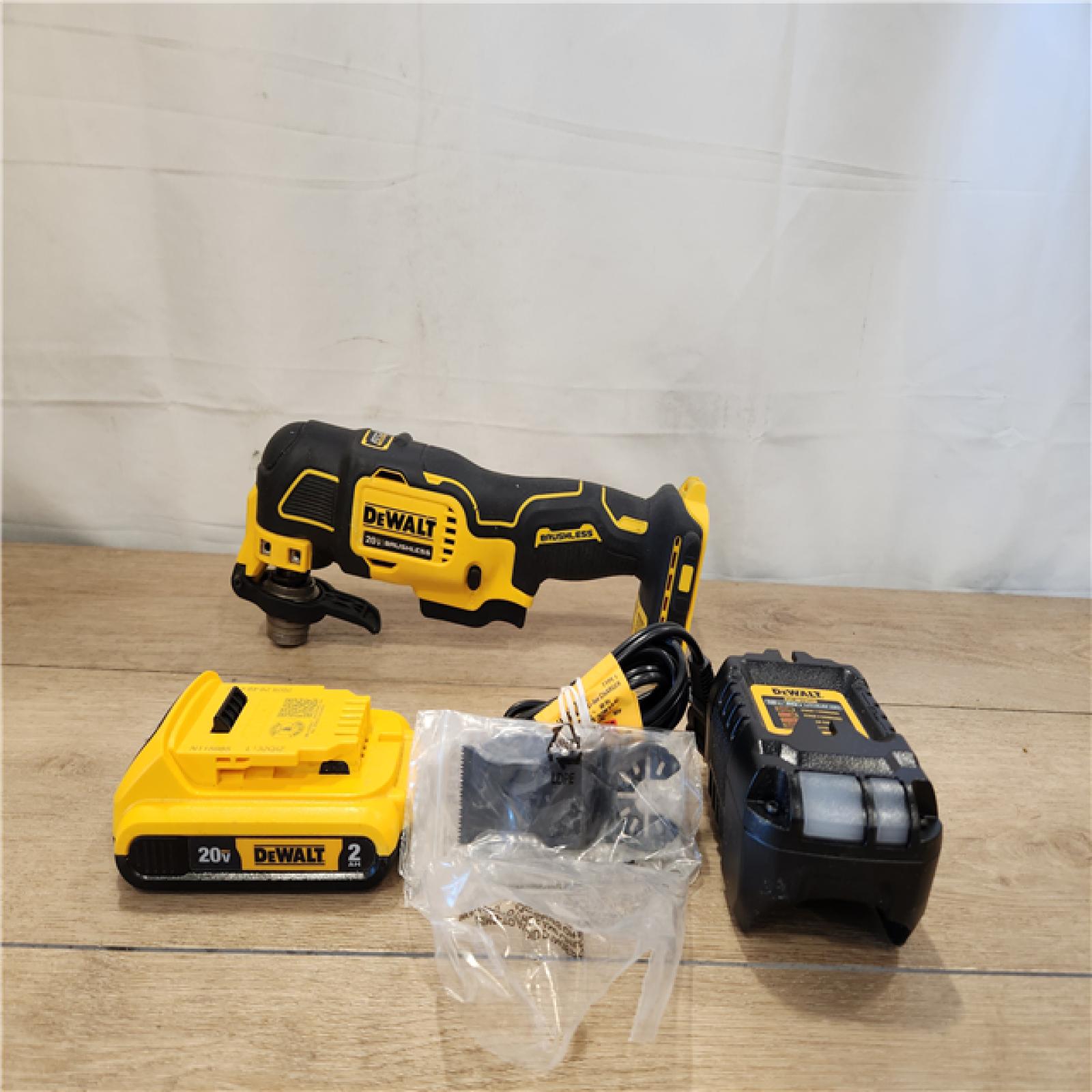 AS-IS- DEWALT ATOMIC 20V MAX Cordless Brushless Oscillating Multi Tool Kit