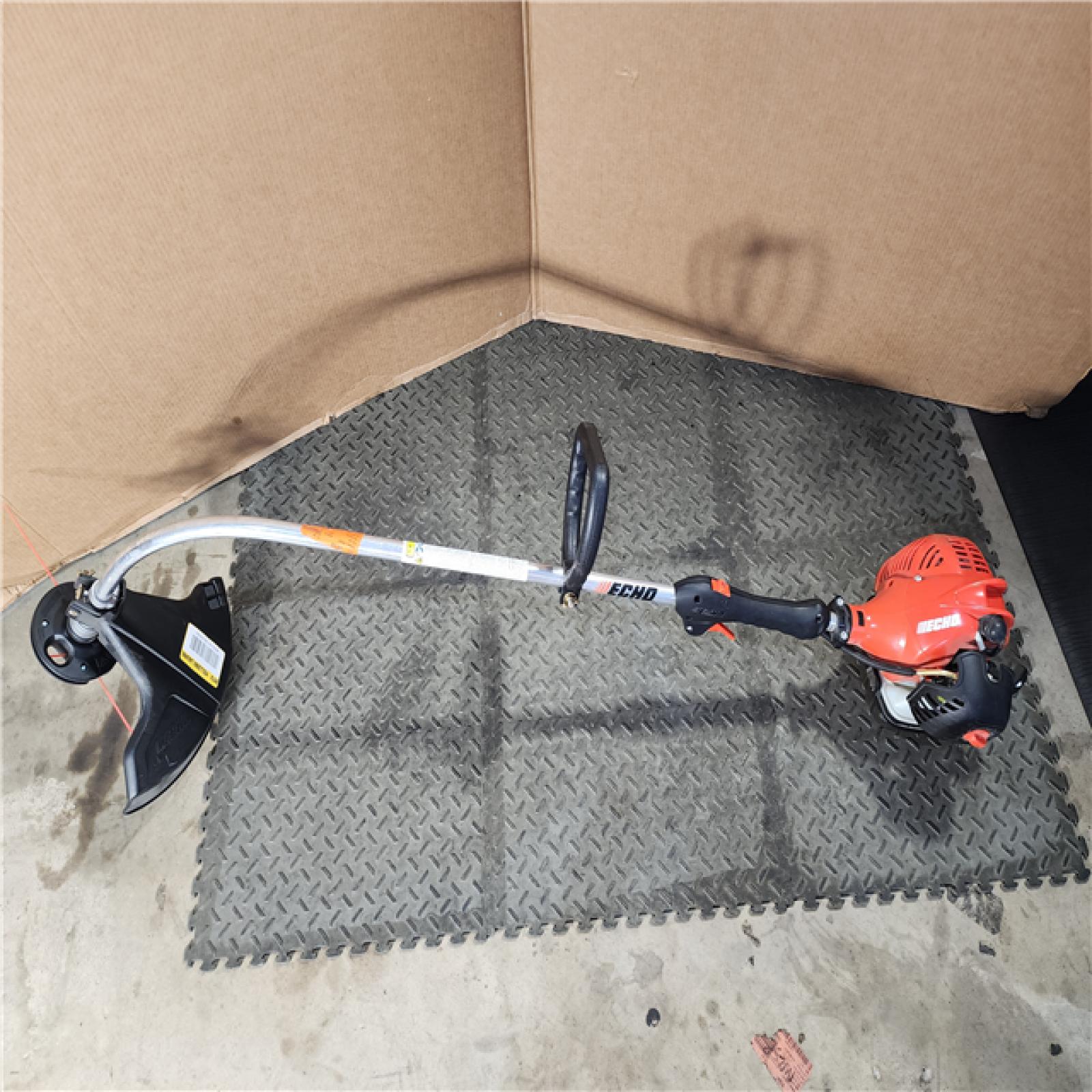 HOUSTON LOCATION - AS-IS Echo GT-225 21.2cc 2 Stroke Lightweight Durable Gas Curved Shaft String Trimmer