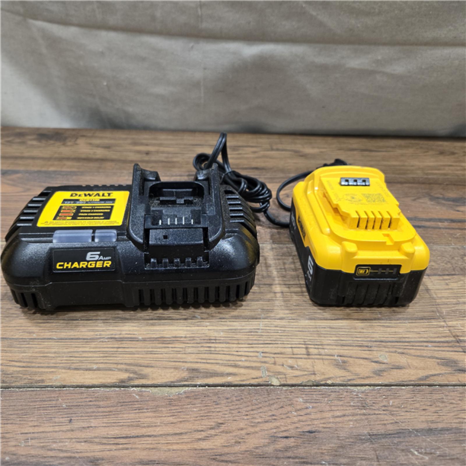 AS-IS Dewalt 20V Lithium-Ion 6.0Ah Battery Pack & Charger Kit, DCB206C