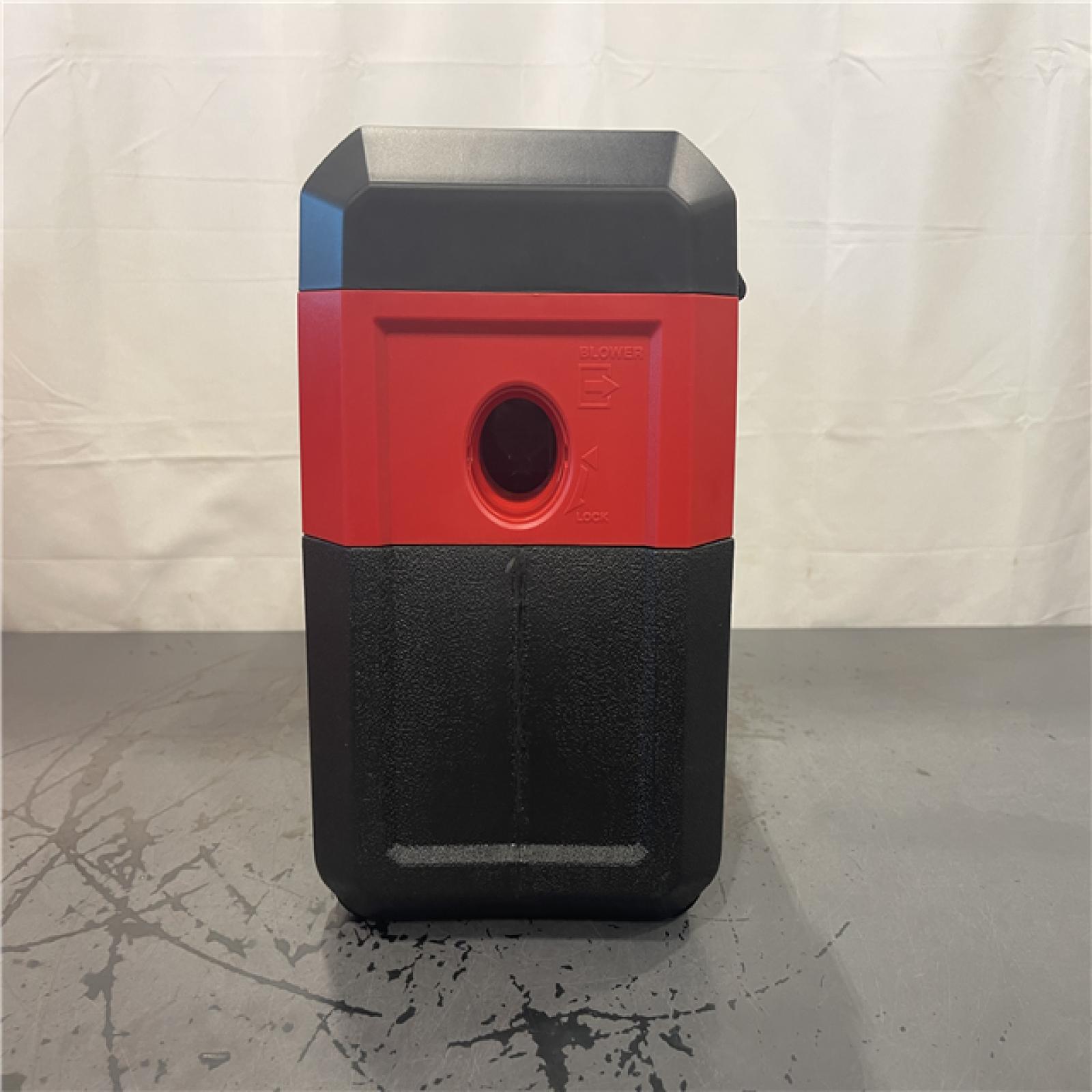 Milwaukee M18 Vacuum 2Gal Hose Access (Tool-Only)