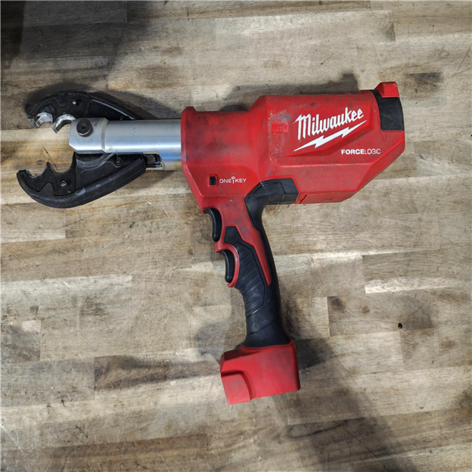 HOUSTON LOCATION - AS-IS M18 18V Lithium-Ion Cordless FORCE LOGIC 6-Ton Pistol Utility Crimping Kit with O-D3 Jaws and 2 Batteries