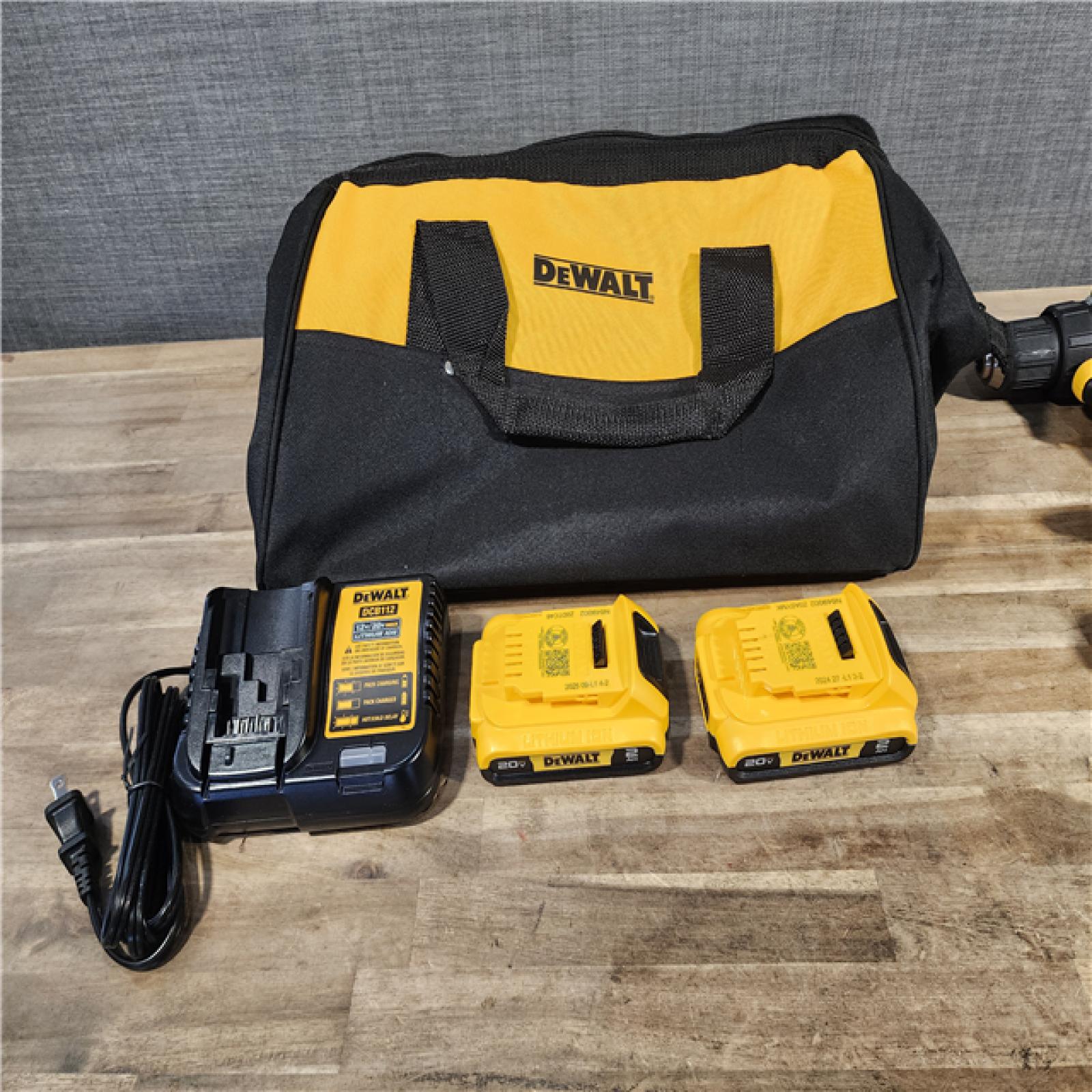 HOUSTON LOCATION - AS-IS DEWALT 4 TOOL COMBO KIT W/ (2) BATTERY & CHARGER