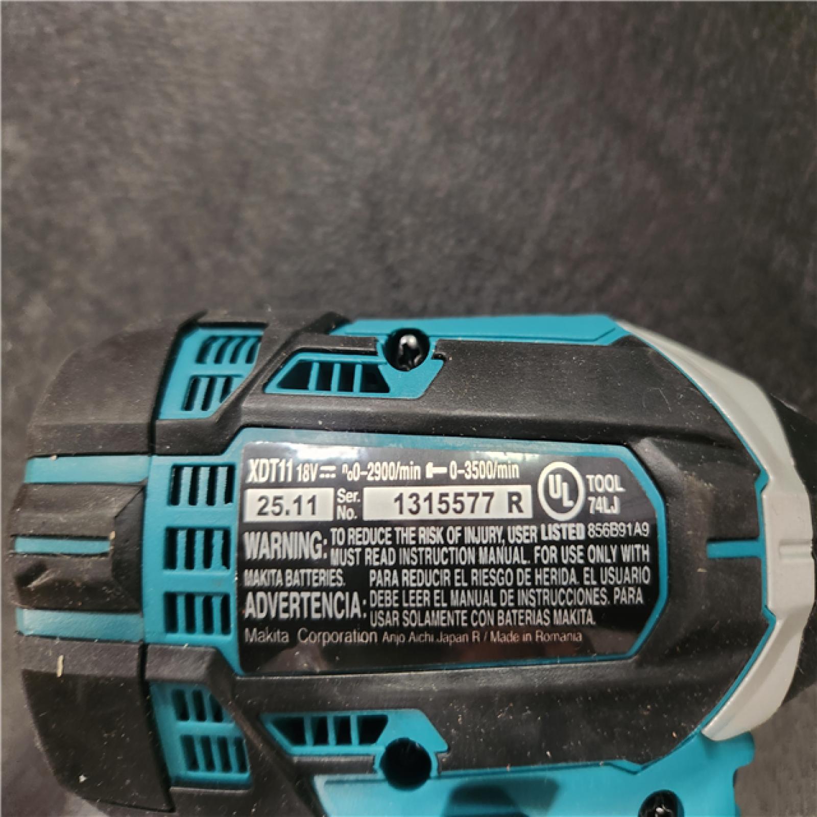 Phoenix LIKE NEW Makita 18V LXT Lithium-Ion Cordless Compact 2-Piece Combo Kit 1.5 Ah (Driver-Drill/Impact Driver)