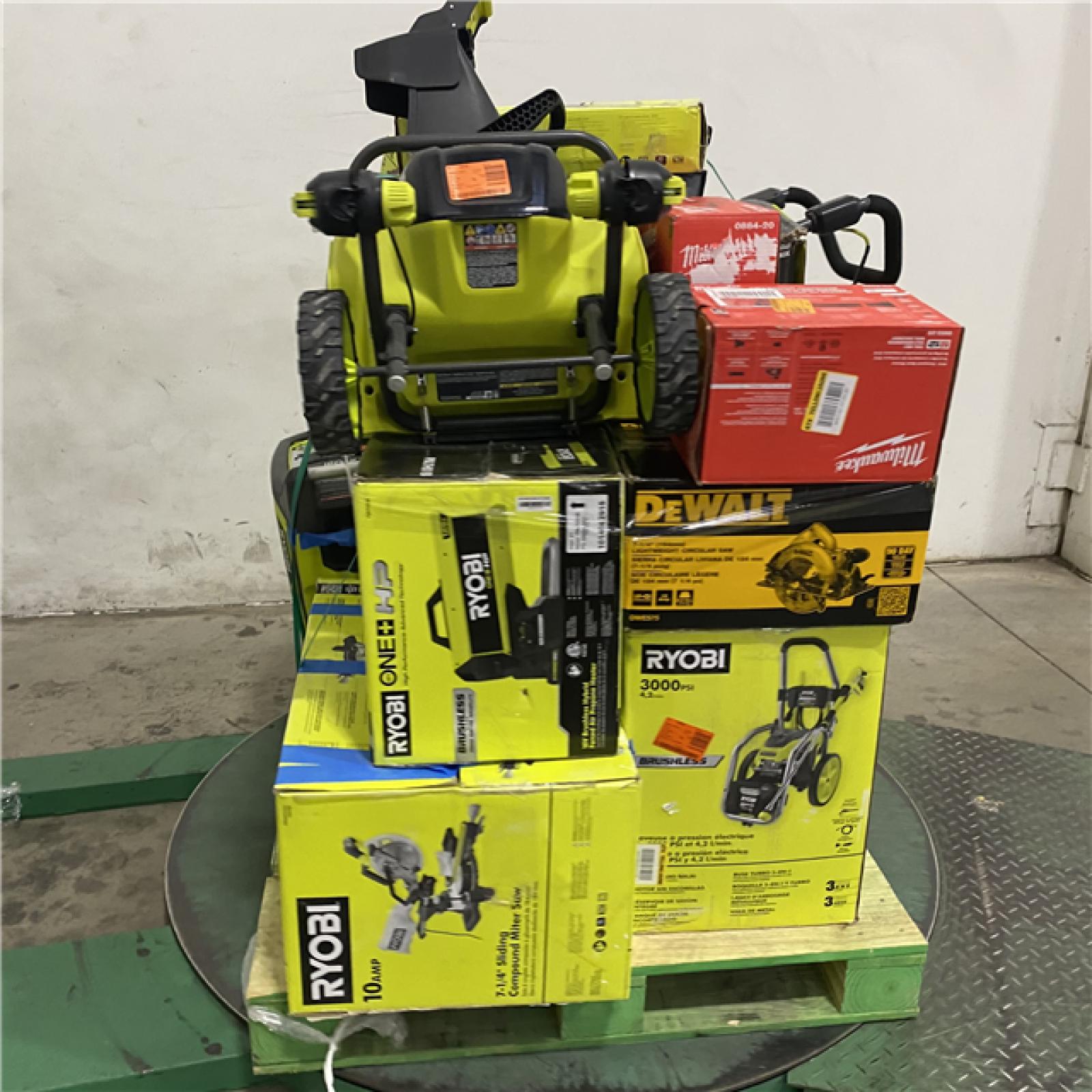 Dallas Location - As-Is Tool Pallet