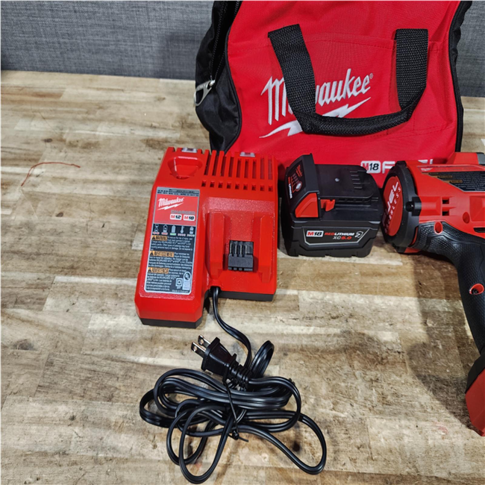 HOUSTON LOCATION - AS - IS Milwaukee FUEL 18V Lithium-Ion Brushless Cordless 1/2 in. Impact Wrench w/Friction Ring Kit