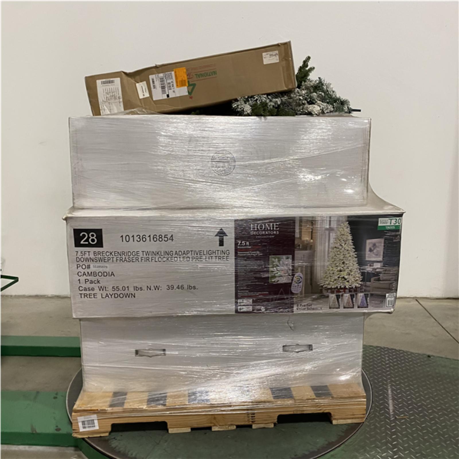 Dallas Location - As-Is Mix Christmas Tree Pallet