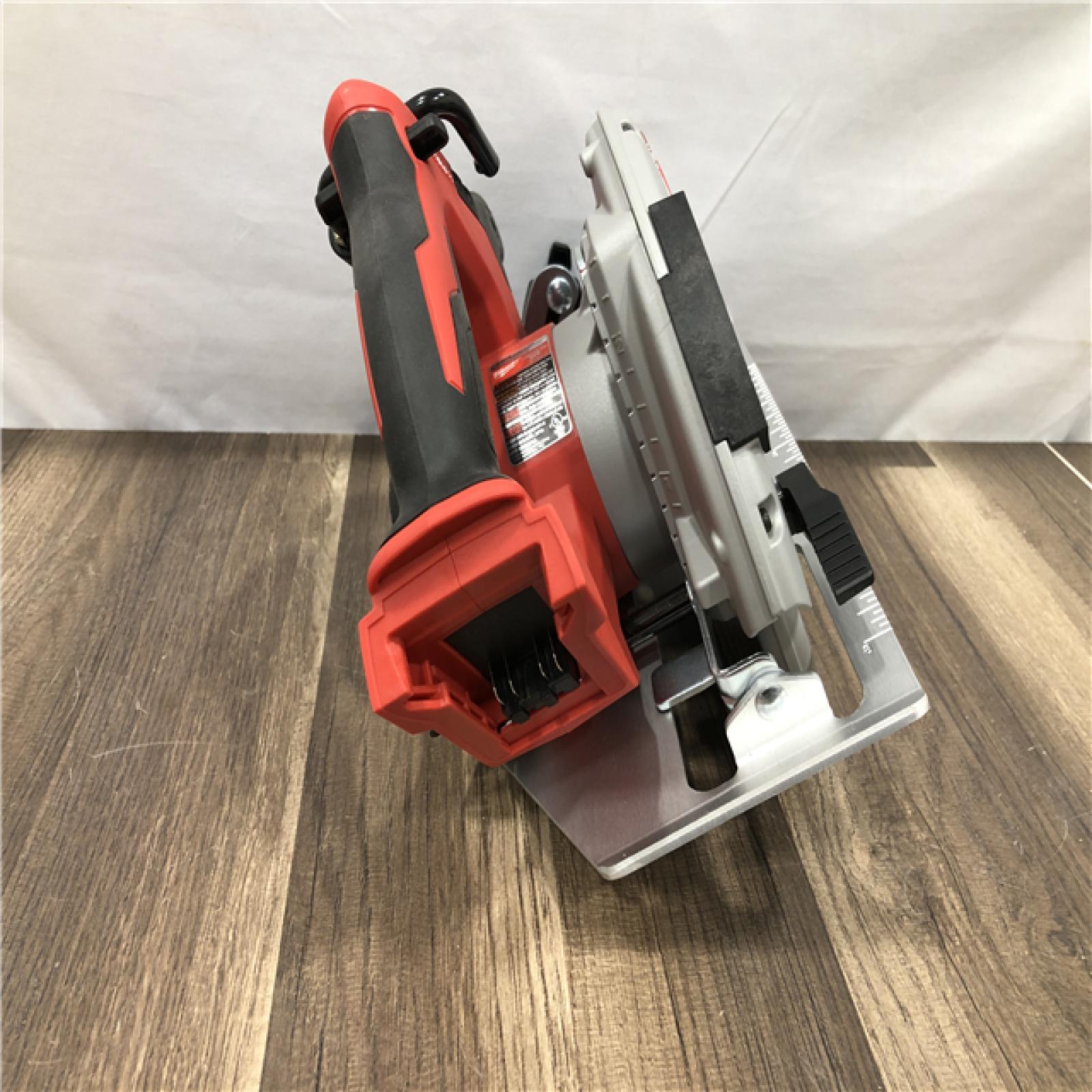 AS-IS Milwaukee 18V Lithium-Ion Brushless Cordless 7-1/4 in. Circular Saw (Tool-Only)