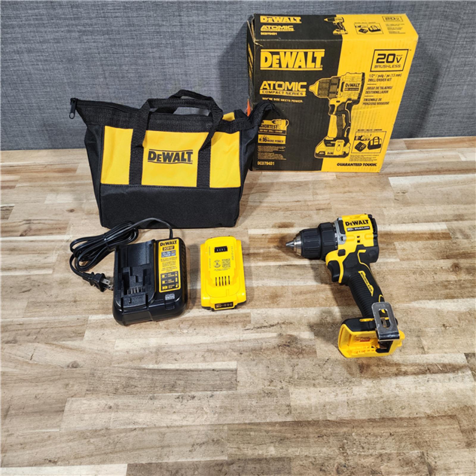 HOUSTON LOCATION - AS - IS DEWALT Atomic 20V Lithium-Ion Cordless Compact 1/2 in. Drill/Driver Kit