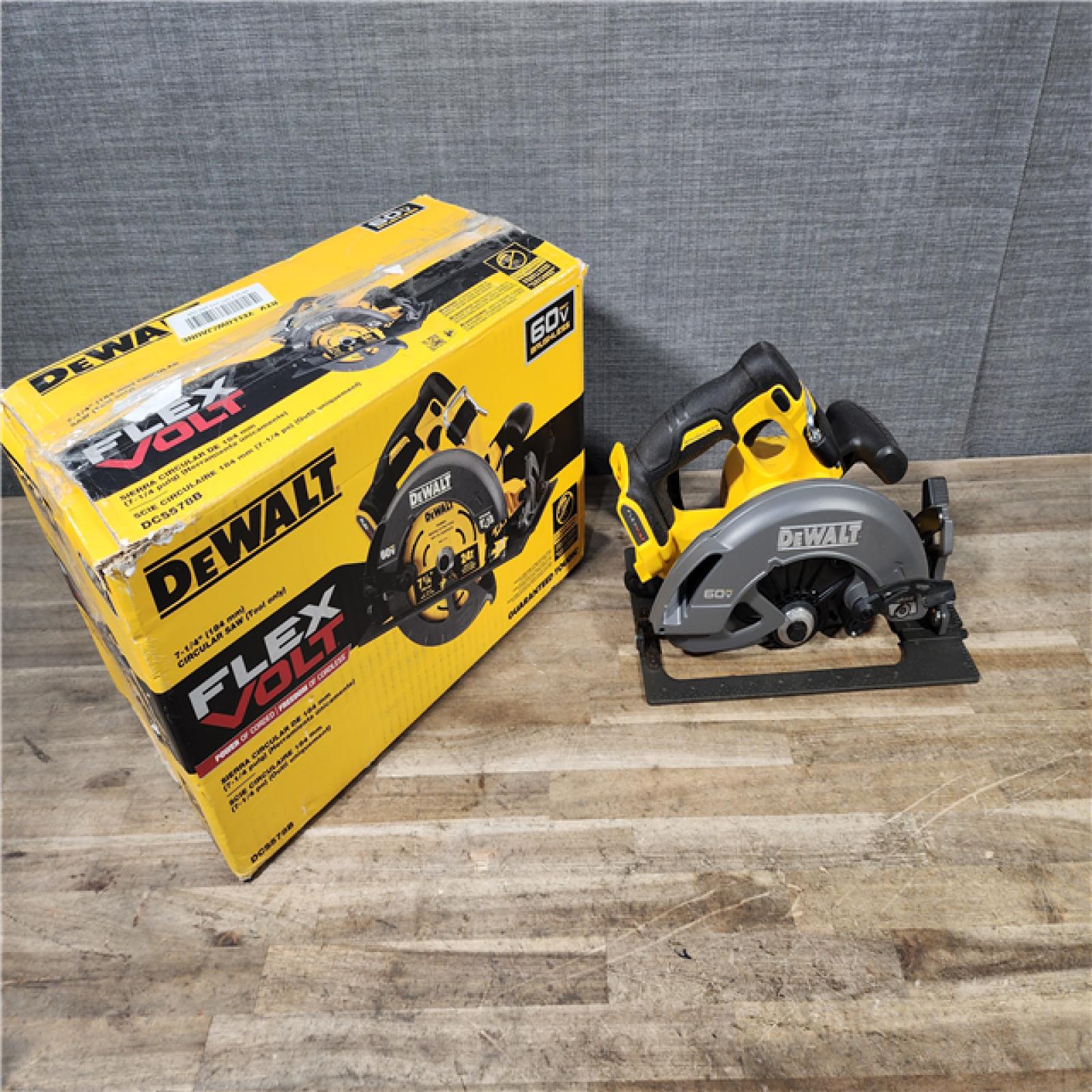 HOUSTON LOCATION - AS-IS DEWALT FLEXVOLT 60V MAX Cordless Brushless 7-1/4 in. Circular Saw with Brake (Tool Only)