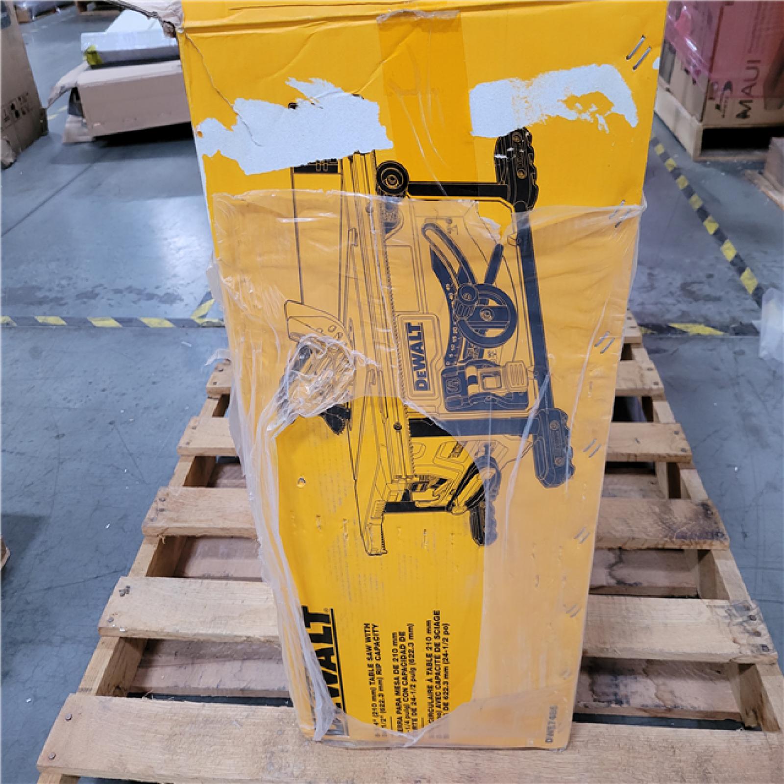 CALIFORNIA AS-IS DEWALT 8-1/4 (210 mm) TABLE SAW WITH 24-1/2 (622.3 mm) RIP CAPACITY
