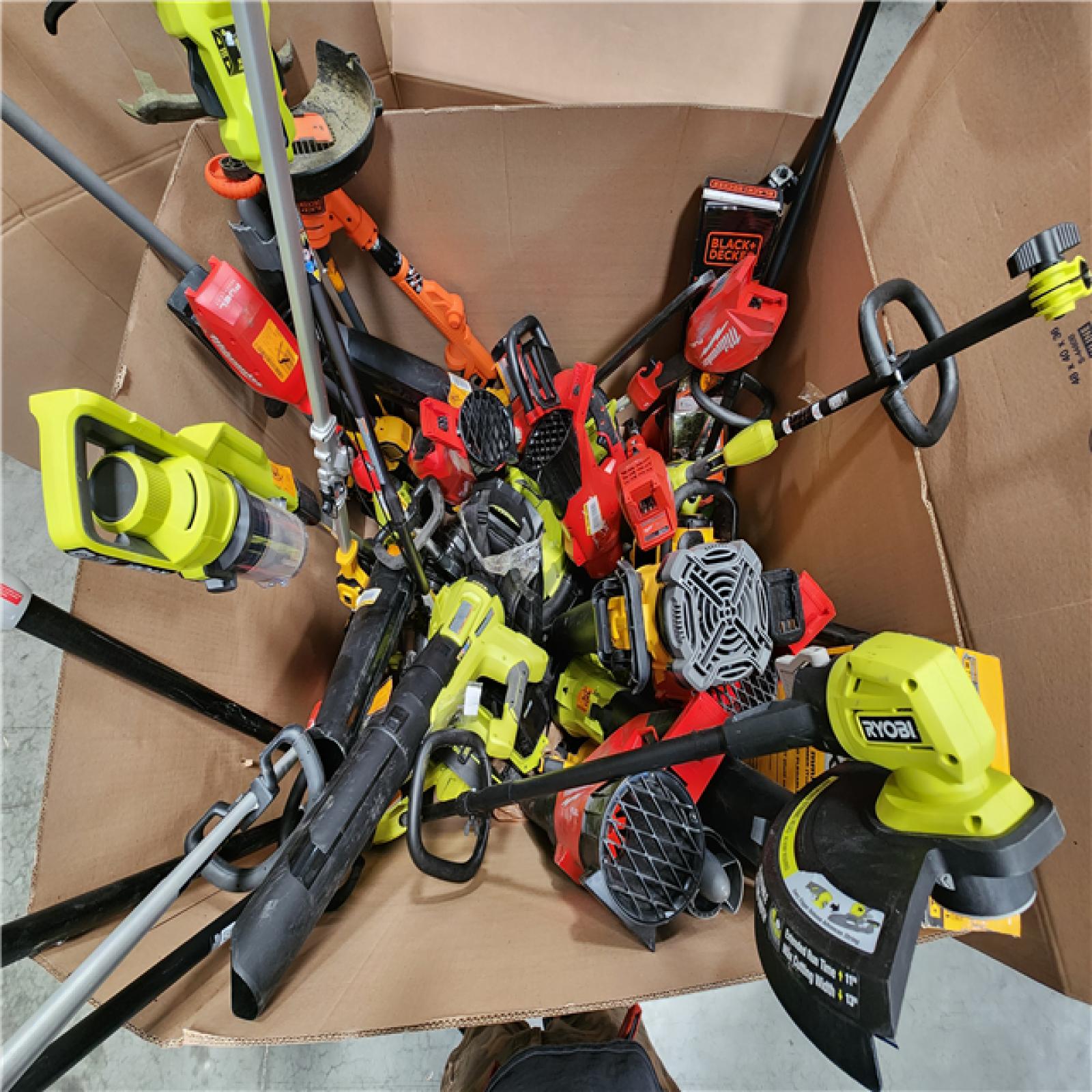 CALIFONIA  AS-IS TOOL PALLET