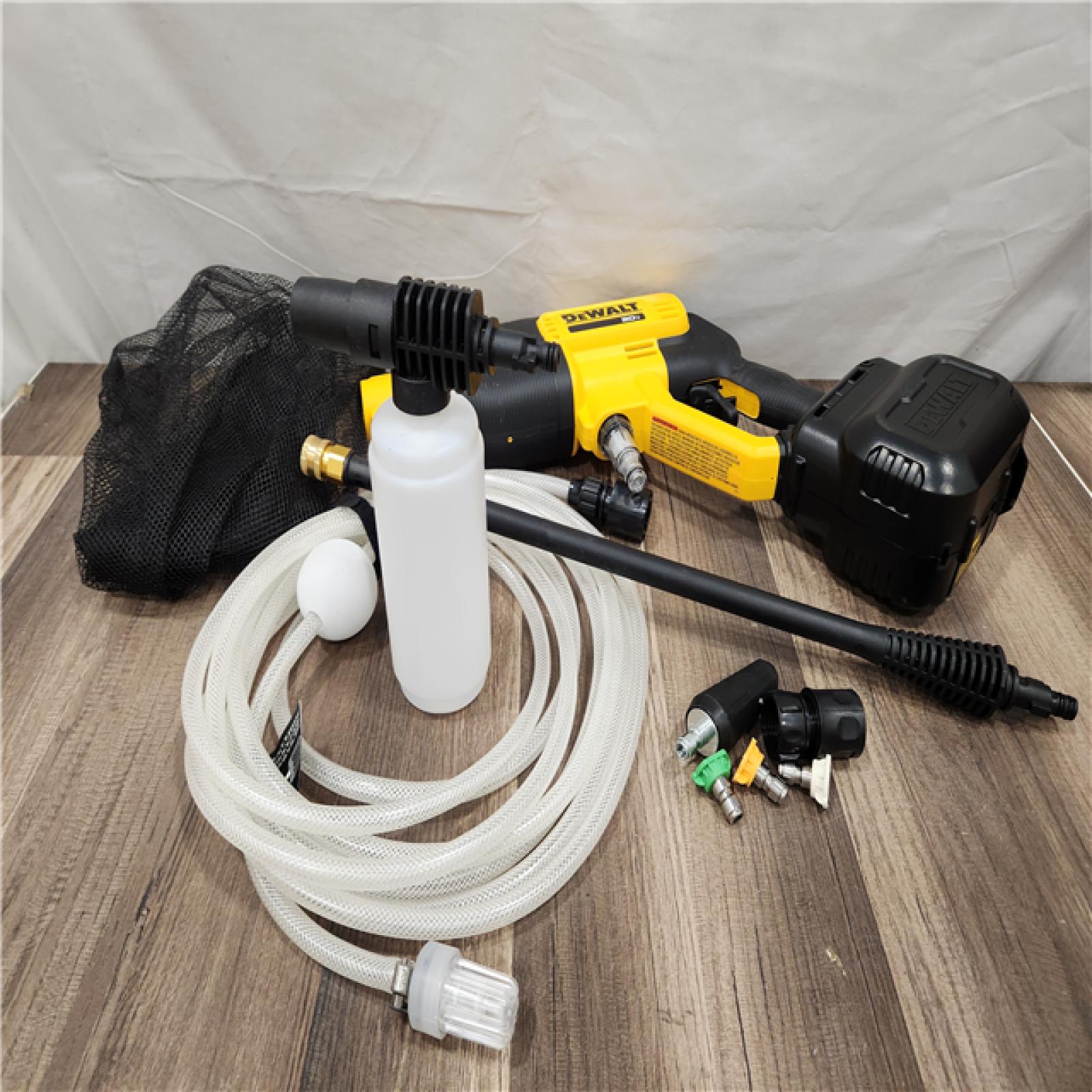AS-IS Dewalt 20V 550 PSI  1 GPM Cordless Power Cleaner W/ 4 Nozzles Tool-Only