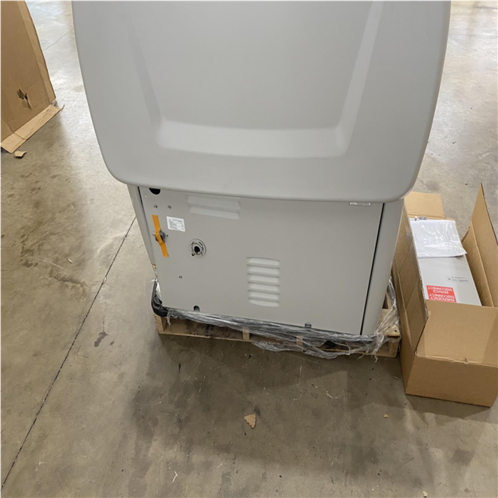 Houston Location - AS-IS home improvement pallet GENERAC GENERATOR