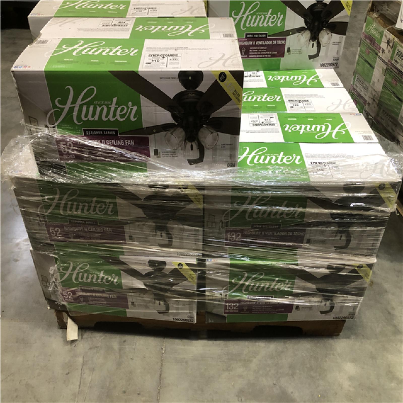 DALLAS LOCATION - Hunter Highbury II 52 In. LED Indoor Matte Black Ceiling Fan With Light Kit PALLET-(16 UNITS)