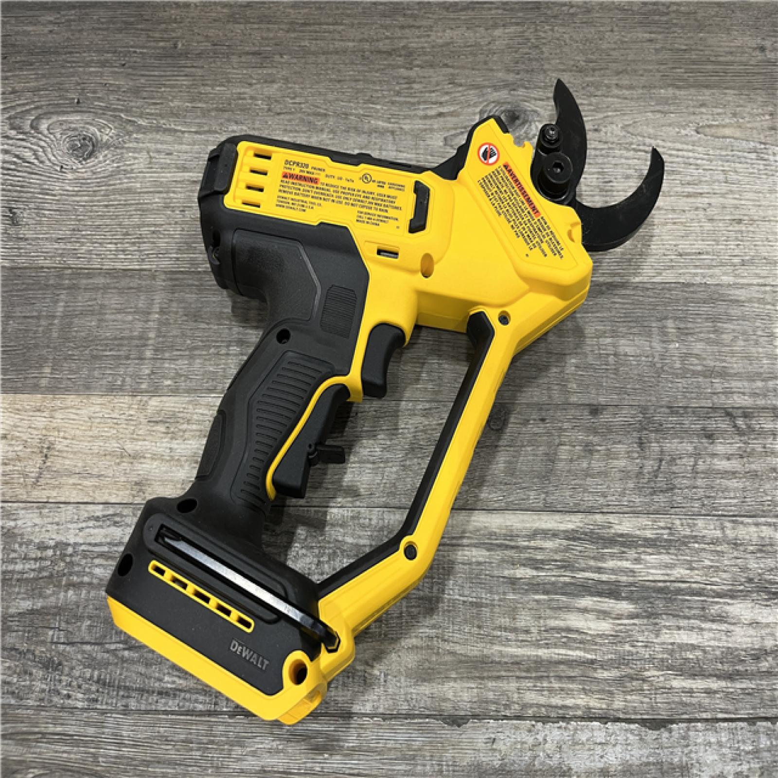 AS-IS DEWALT 20V MAX Cordless Pruner Kit