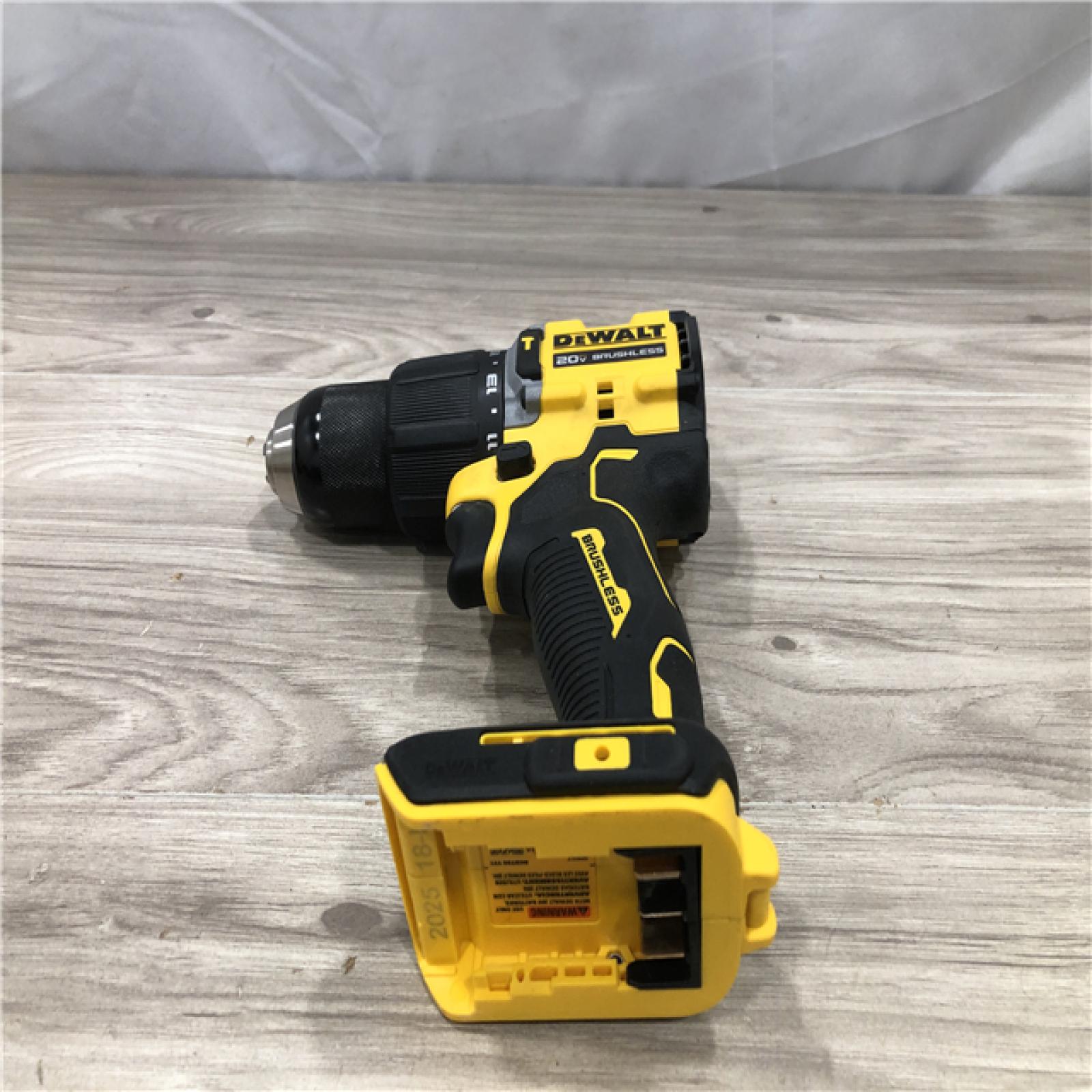 AS-IS DeWalt ATOMIC 20V Lithium-Ion Cordless 1/2 in. Hammer Drill Kit