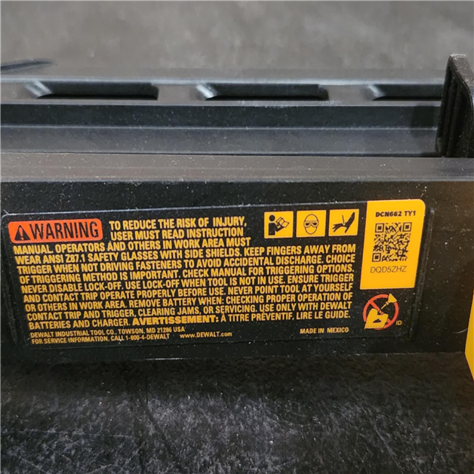 Phoenix LIKE NEW DEWALT 20V MAX XR 16-Gauge Lithium-Ion Cordless Finish Nailer (Tool Only)