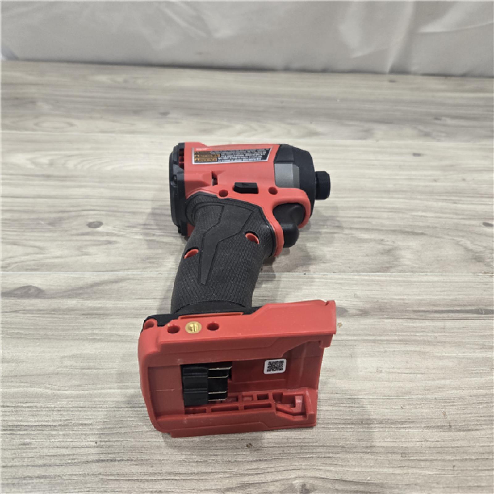 AS-IS Milwaukee 2953-22 M18 FUEL 1/4 Hex Impact Driver Kit