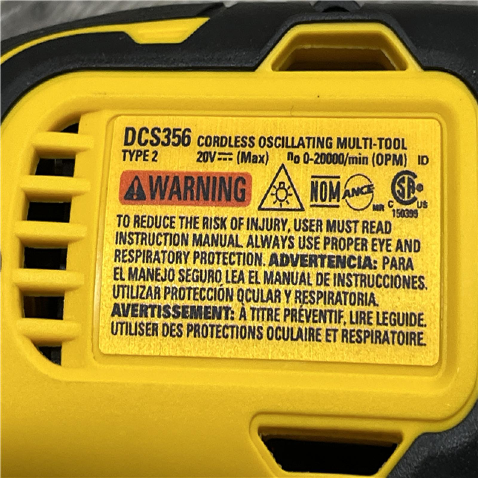 AS-IS DEWALT 20V MAX XR Cordless Brushless 3-Speed Oscillating Multi Tool Kit