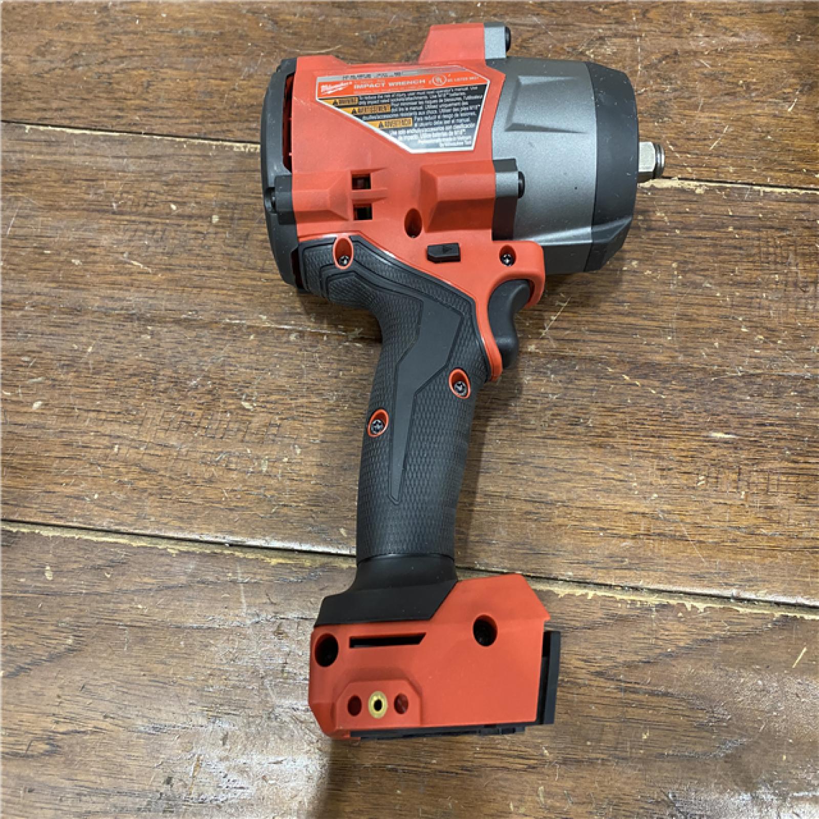 AS-IS Milwaukee M18 1/2 in. Cordless Brushless High Torque Impact Wrench Kit (Battery & Charger)