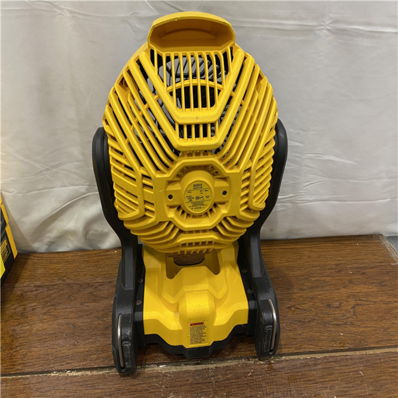 AS-IS DeWALT 20V MAX Variable Speed Jobsite Fan - Tool Only