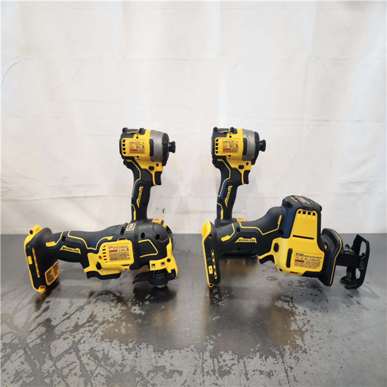 AS-IS- DeWalt 20V MAX ATOMIC Cordless Brushless 4-Tool Combo Kit