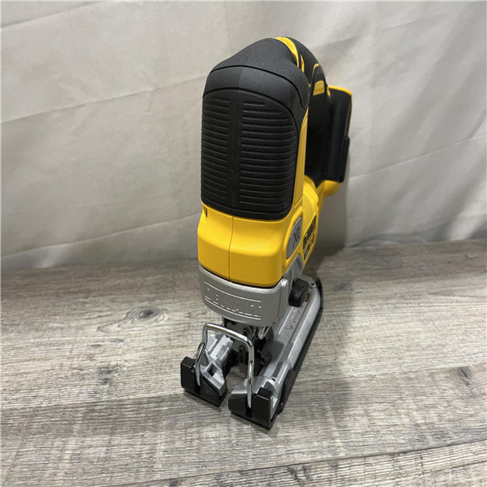 AS-IS DEWALT 20V MAX XR Cordless Brushless Jigsaw (Tool Only)