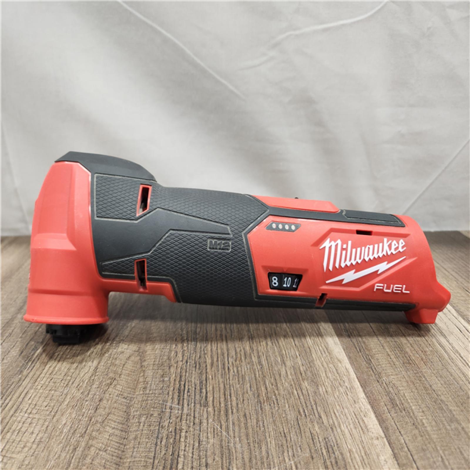 AS-IS- Milwaukee M12 Cordless Oscillating Multi-Tool (Tool-Only)