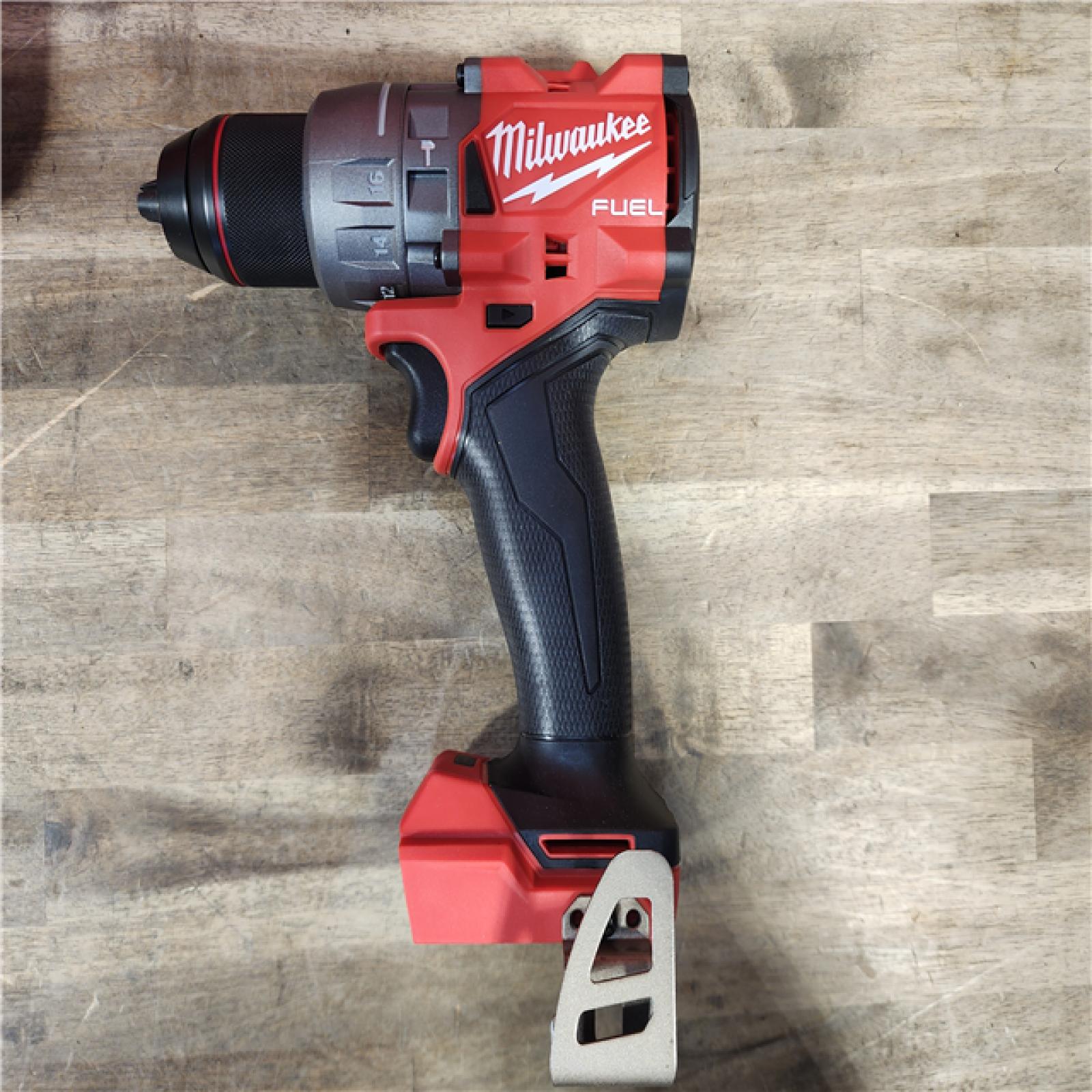 HOUSTON LOCATION - AS-IS Milwaukee 2904-22 Hammer Drill Driver Kit with Batteries  Charger & Tool Case  Red