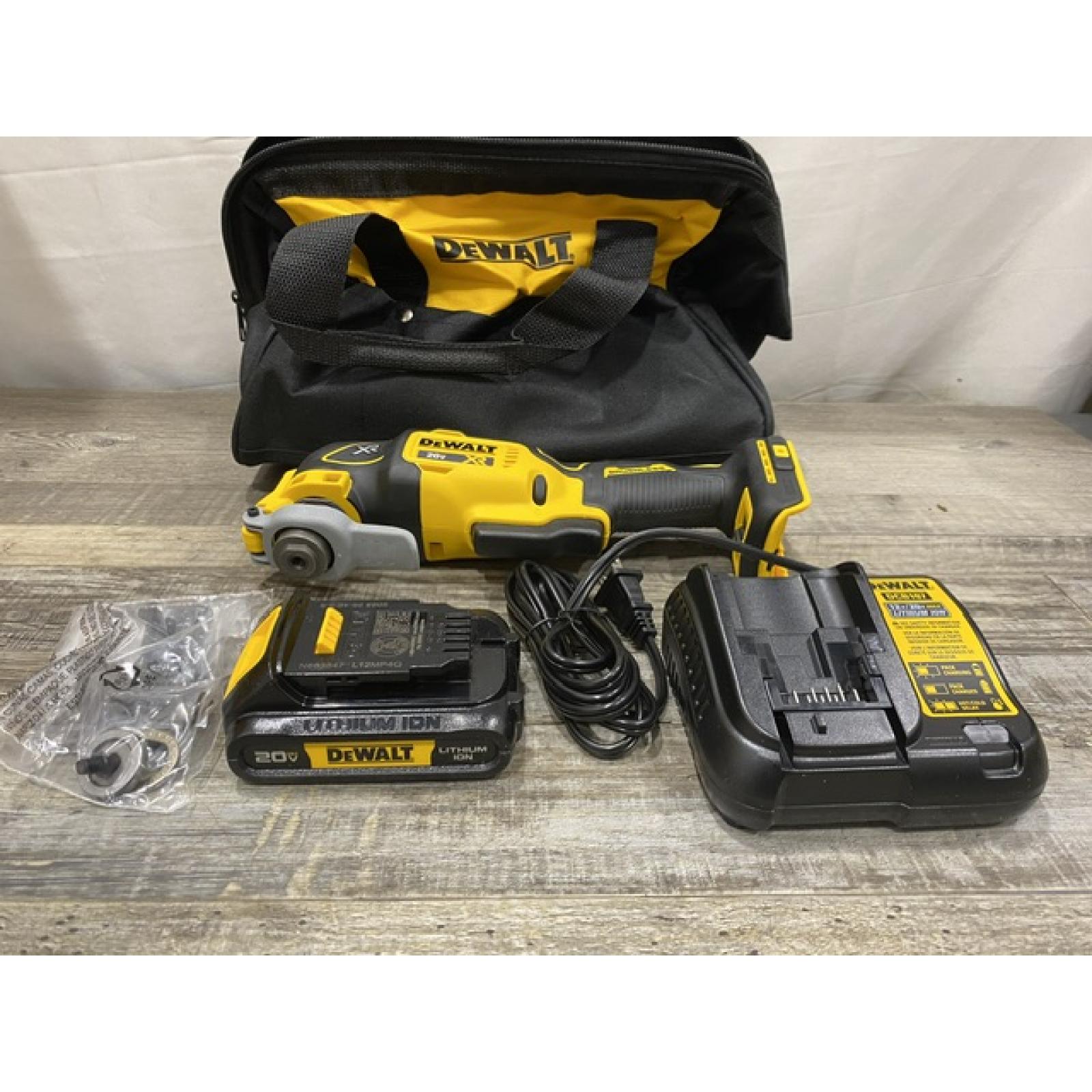 AS-IS DEWALT 20V MAX XR Cordless Brushless 3-Speed Oscillating Multi Tool Kit