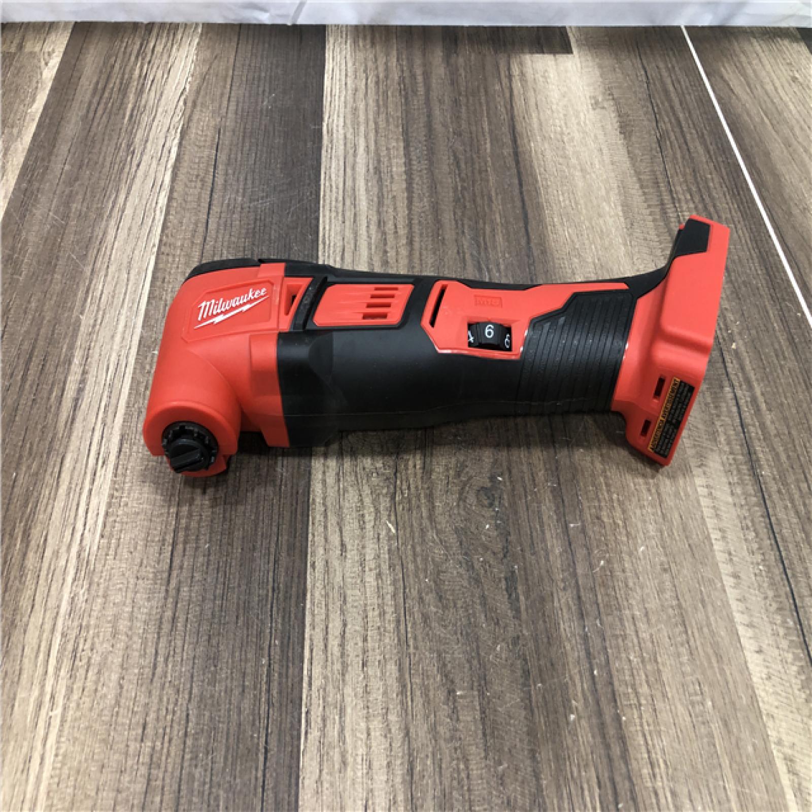 AS-IS Milwaukee 18V Lithium-Ion Cordless Oscillating Multi-Tool (Tool-Only)