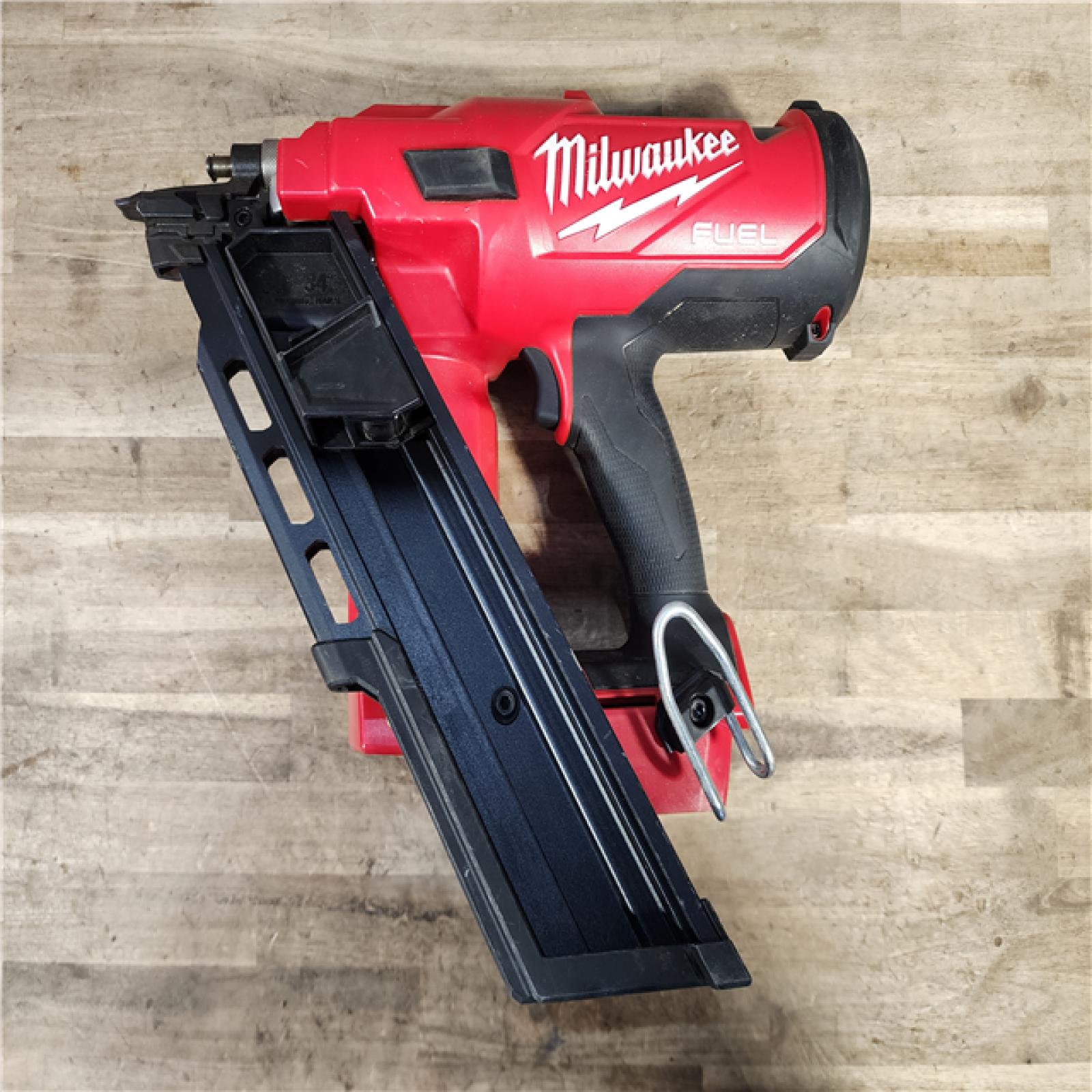 HOUSTON LOCATION - AS-IS Milwaukee M18 FUEL 30 Degree Framing Nailer (TOOL ONLY)