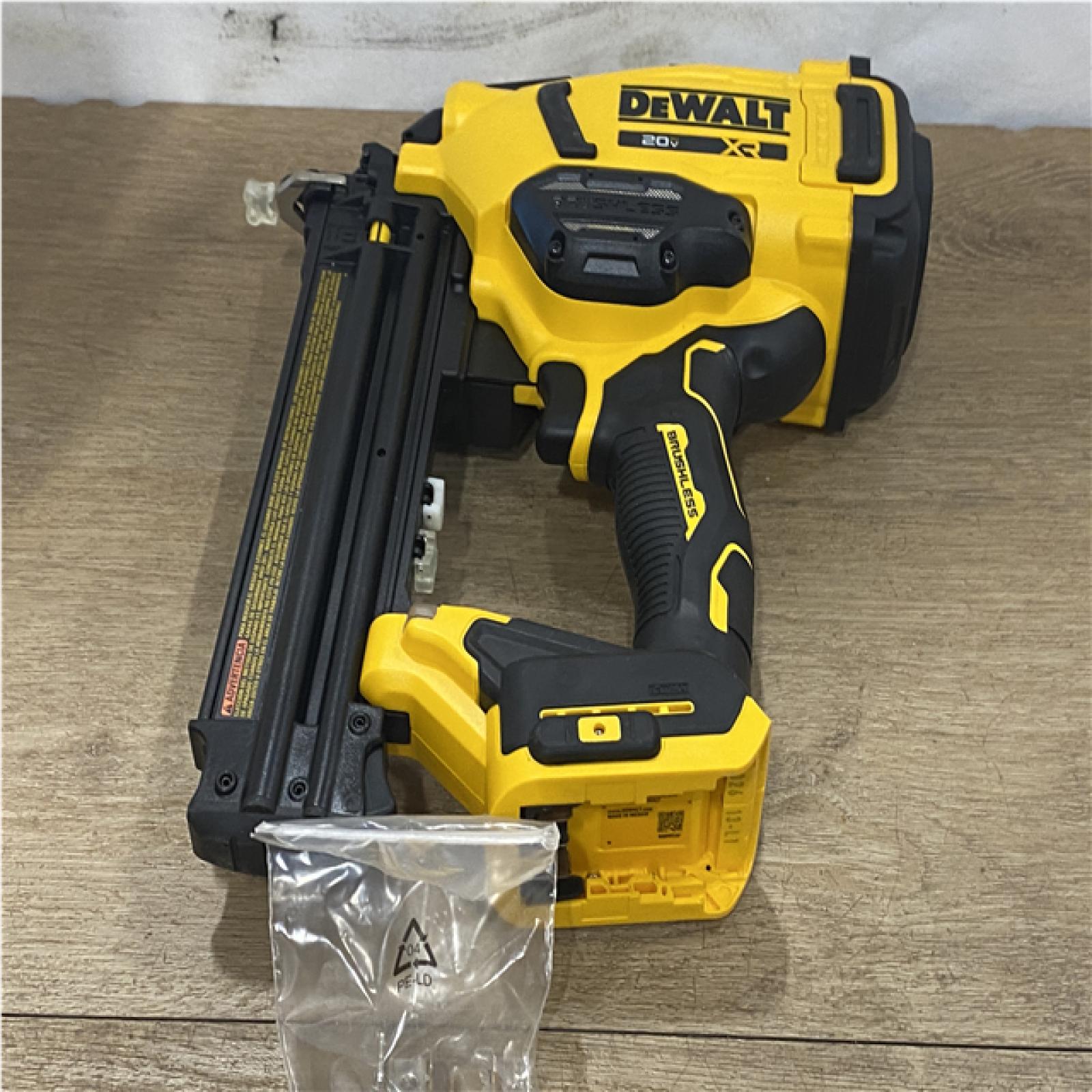 AS-IS DEWALT 20V MAX XR 18 Gauge Cordless Brad Nailer (Tool Only)