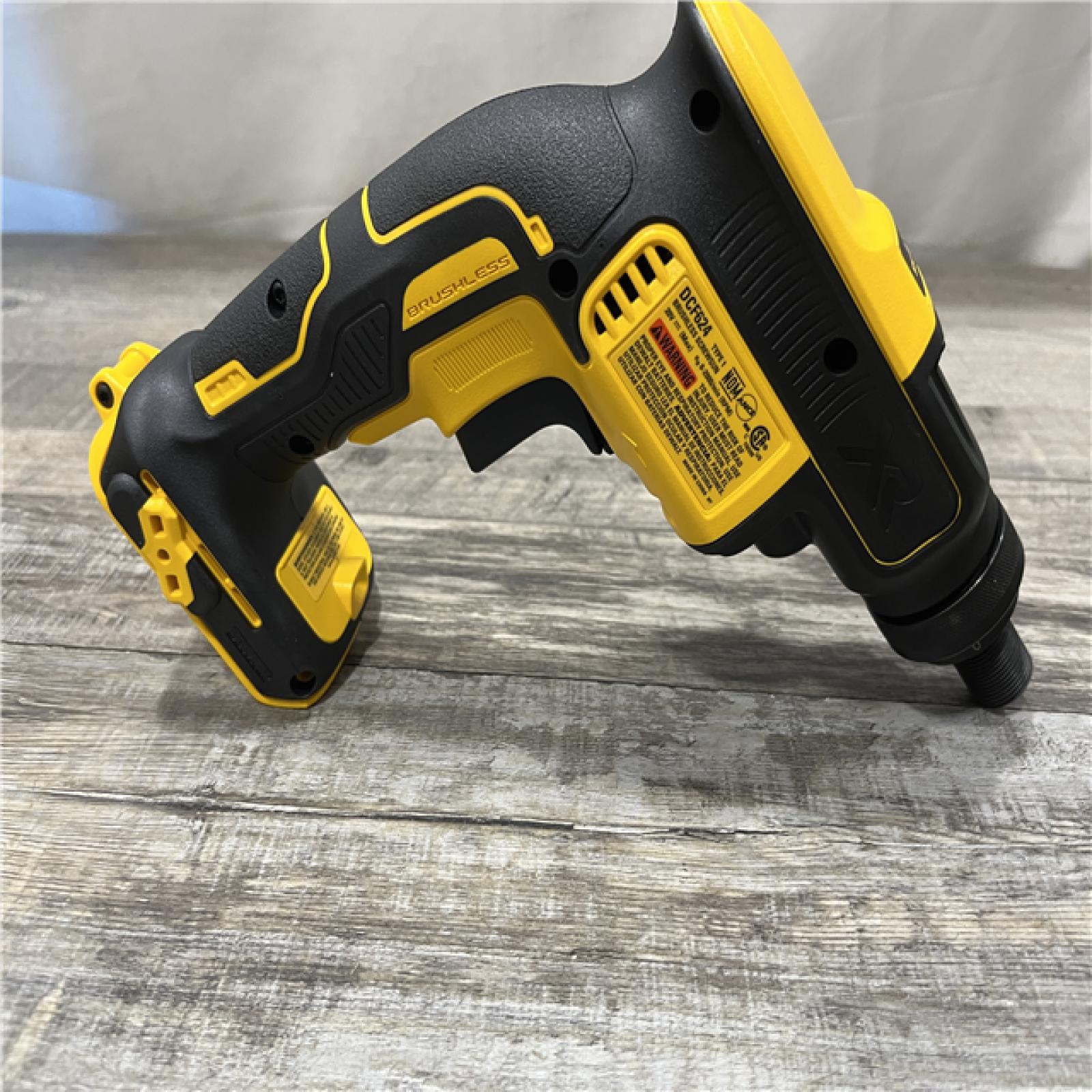 AS-IS DEWALT 20V MAX XR Cordless Brushless Drywall Screw Gun Threaded Clutch Housing (Tool Only)