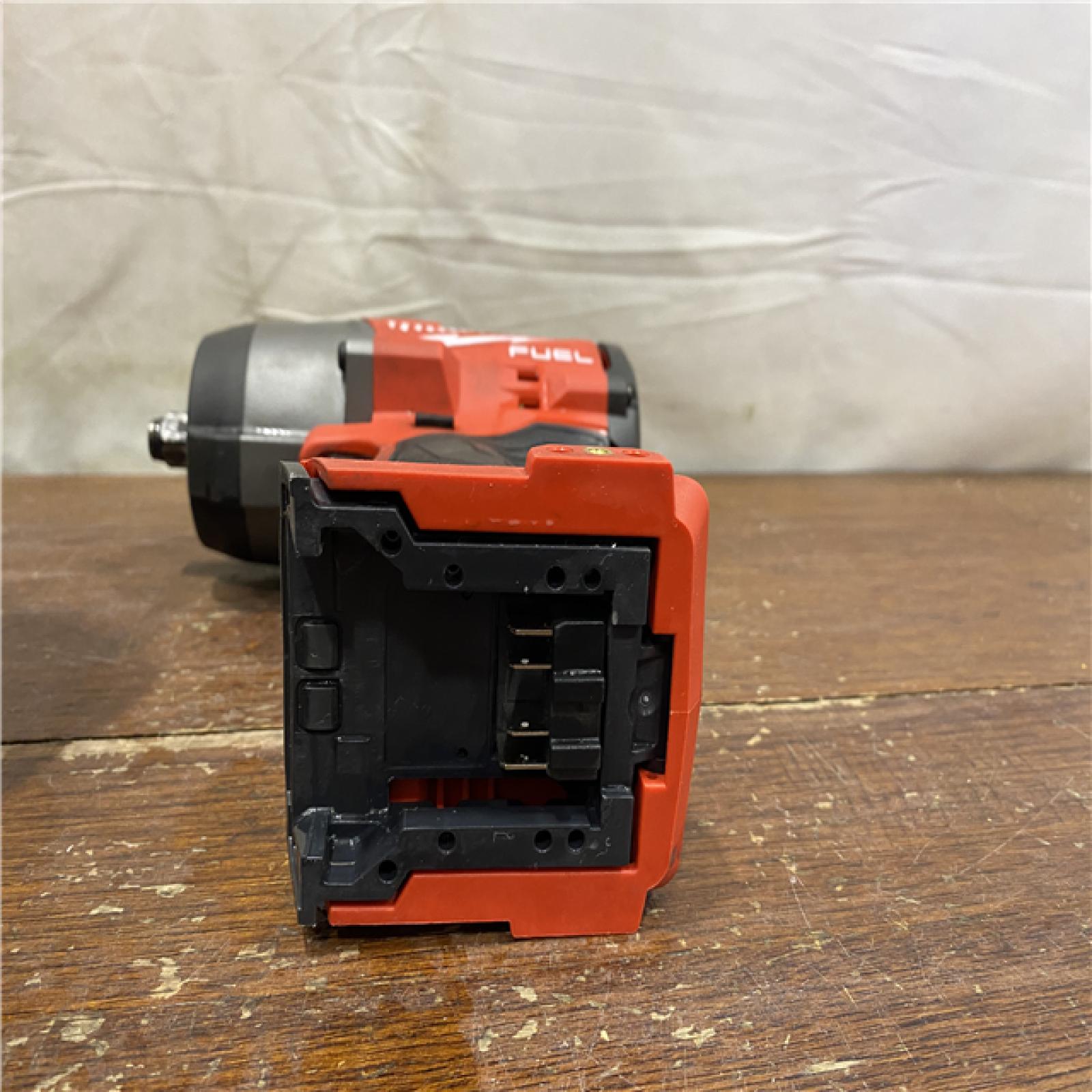 AS-IS Milwaukee M18 1/2 in. Cordless Brushless High Torque Impact Wrench Kit (Battery & Charger)