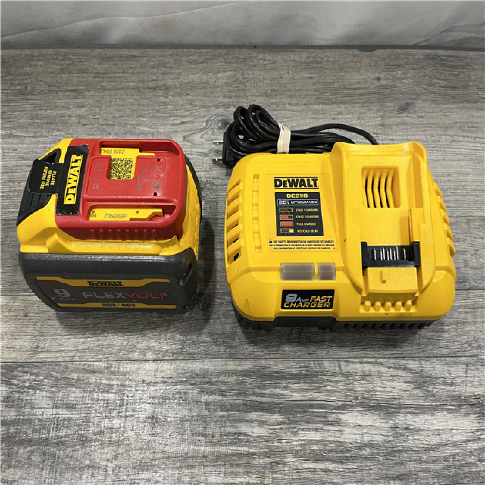 AS-IS DEWALT 20V/60V MAX FLEXVOLT Lithium-Ion 9.0Ah Battery and Charger Starter Kit