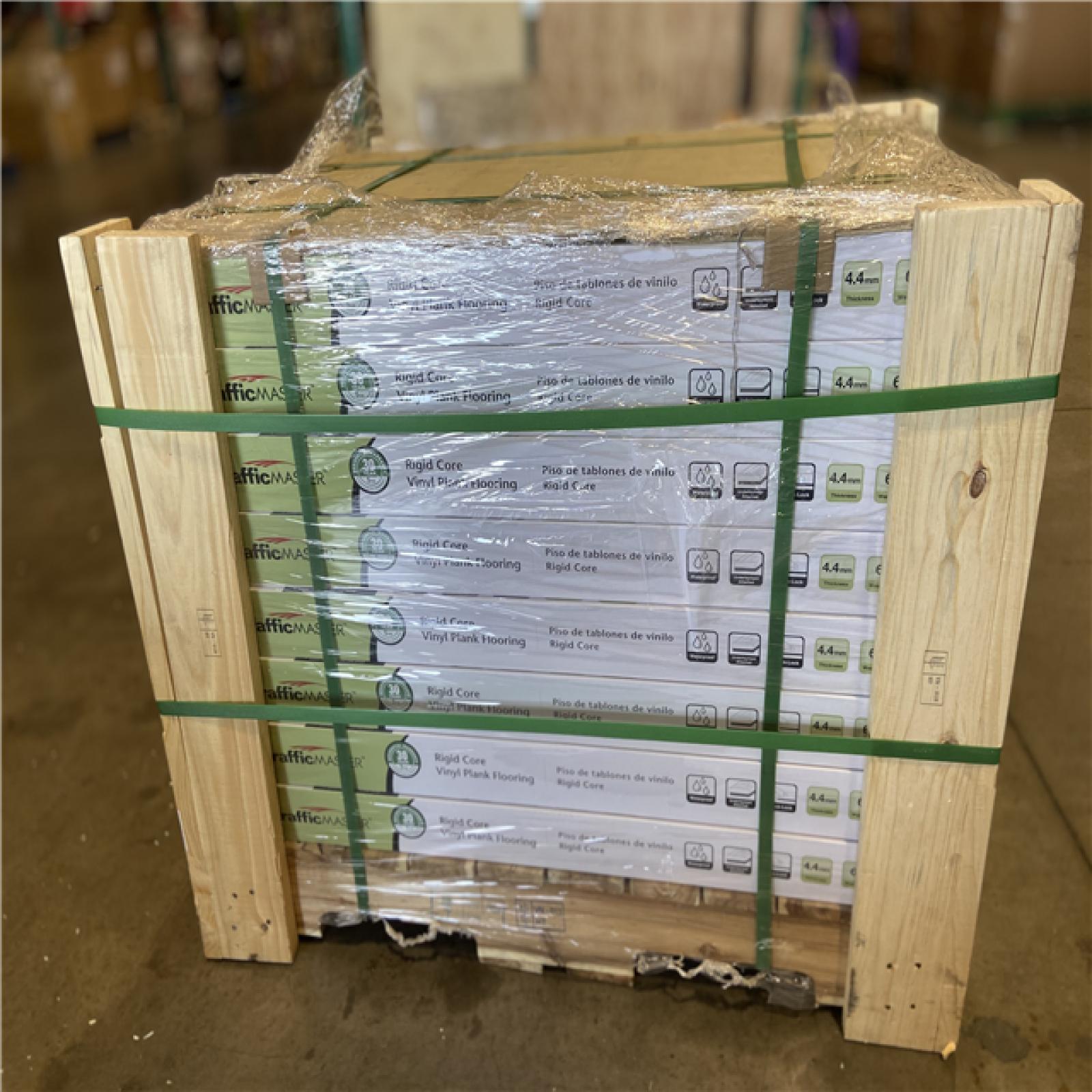 DALLAS LOCATION - TrafficMaster Moonstone 6 MIL x 6 in. W x 36 in. L Click Lock Waterproof Luxury Vinyl Plank Flooring (23.95 sqft/case) - 32 CASES