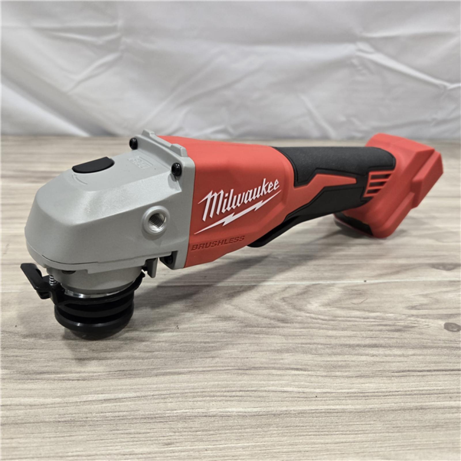LIKE NEW! - Milwaukee 2686-20 18V Cordless Grinder (Tool Only)