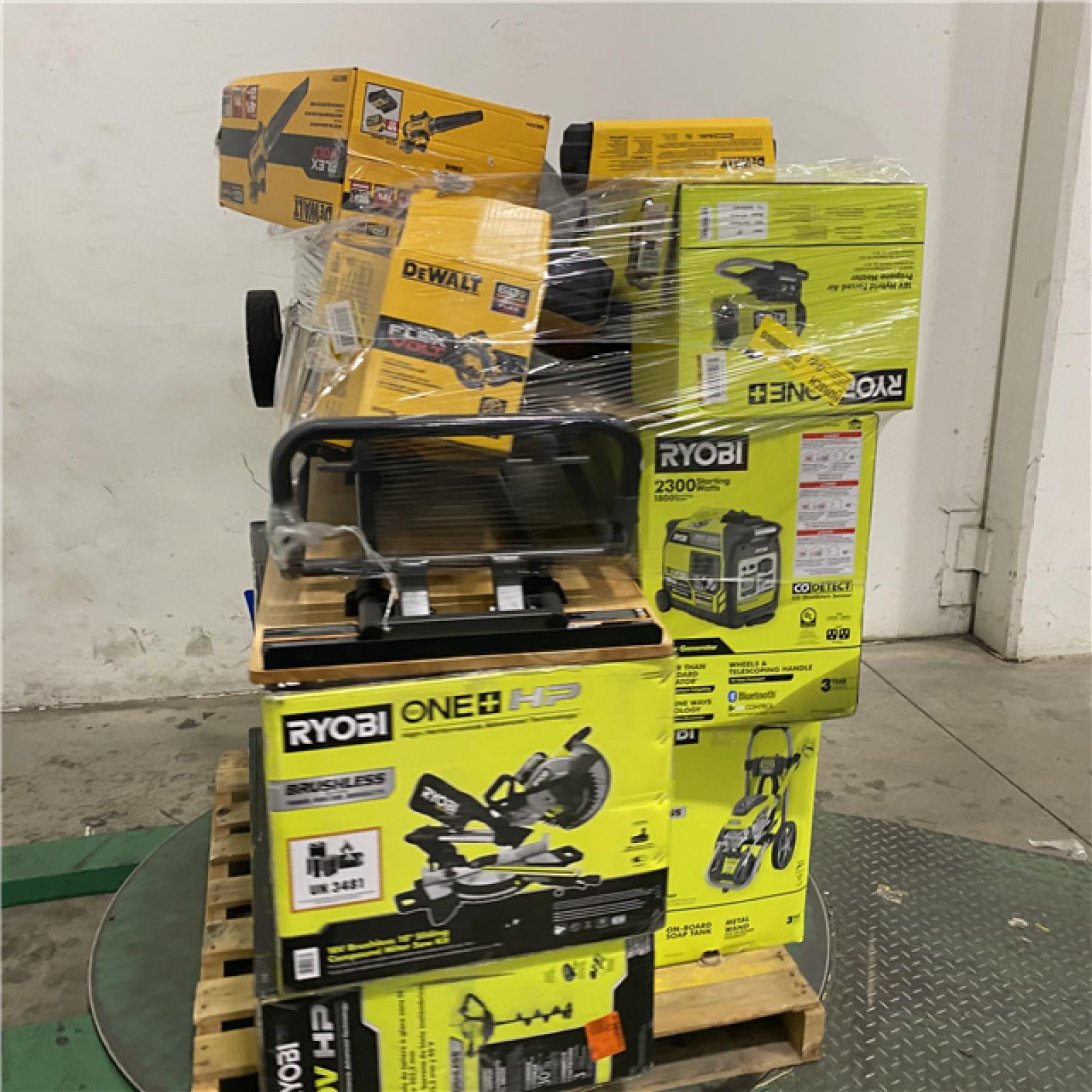 Dallas Location - As-Is Tool Pallet