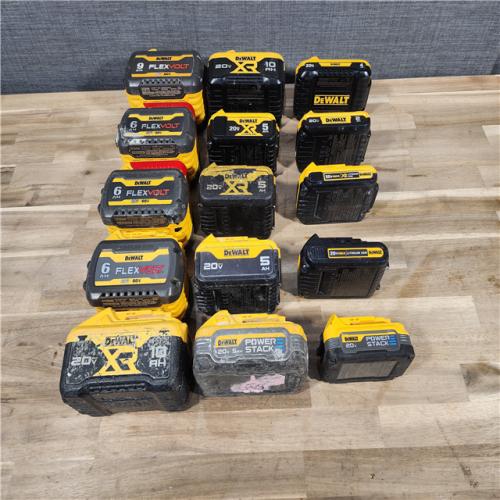 HOUSTON LOCATION - AS-IS DEWALT BATTERY PACK QTY - 15