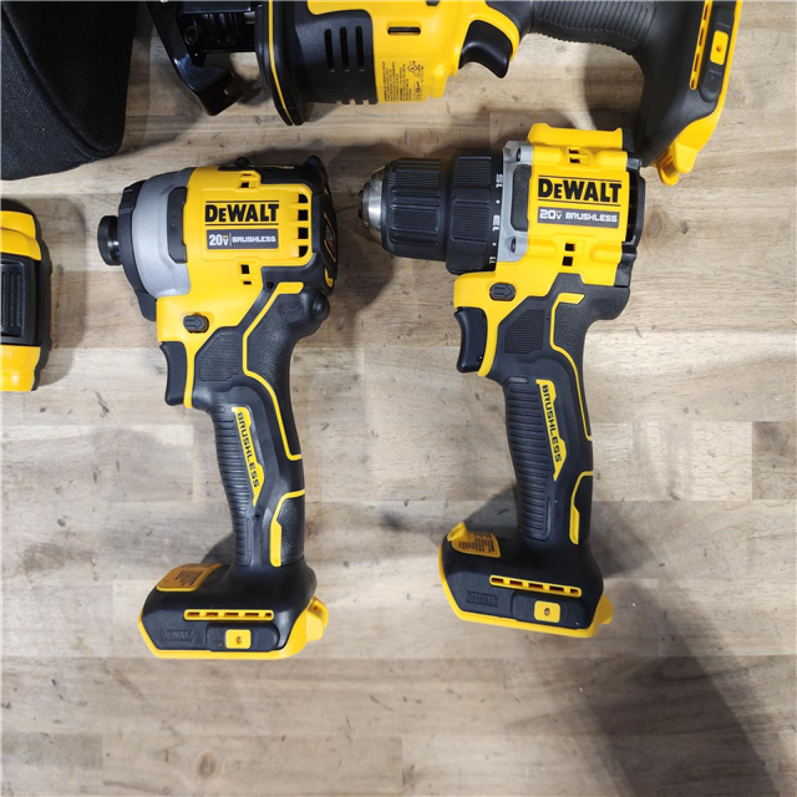 HOUSTON LOCATION - AS-IS (APPEARS LIKE NEW) DEWALT 20V MAX* XR 4-Tool Combo Kit