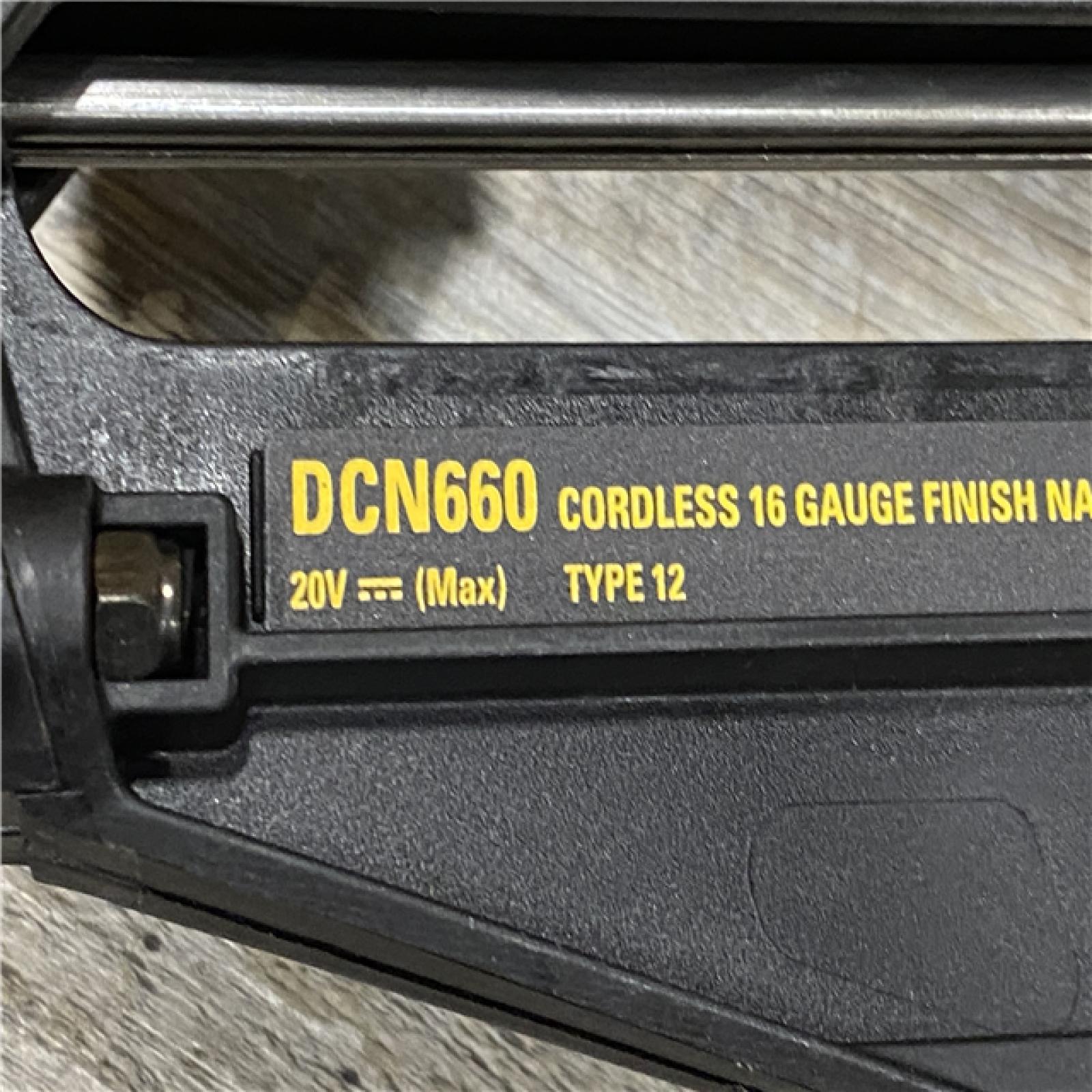 AS-IS DEWALT 20V MAX XR 16-Gauge Electric Cordless Angled Finishing Nailer Kit