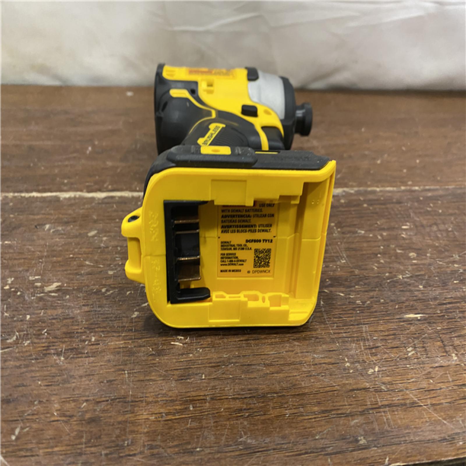 AS-IS DeWALT ATOMIC 20V MAX Cordless Compact Impact Driver Kit W/ Li-Ion Battery, 1/4, Brushless