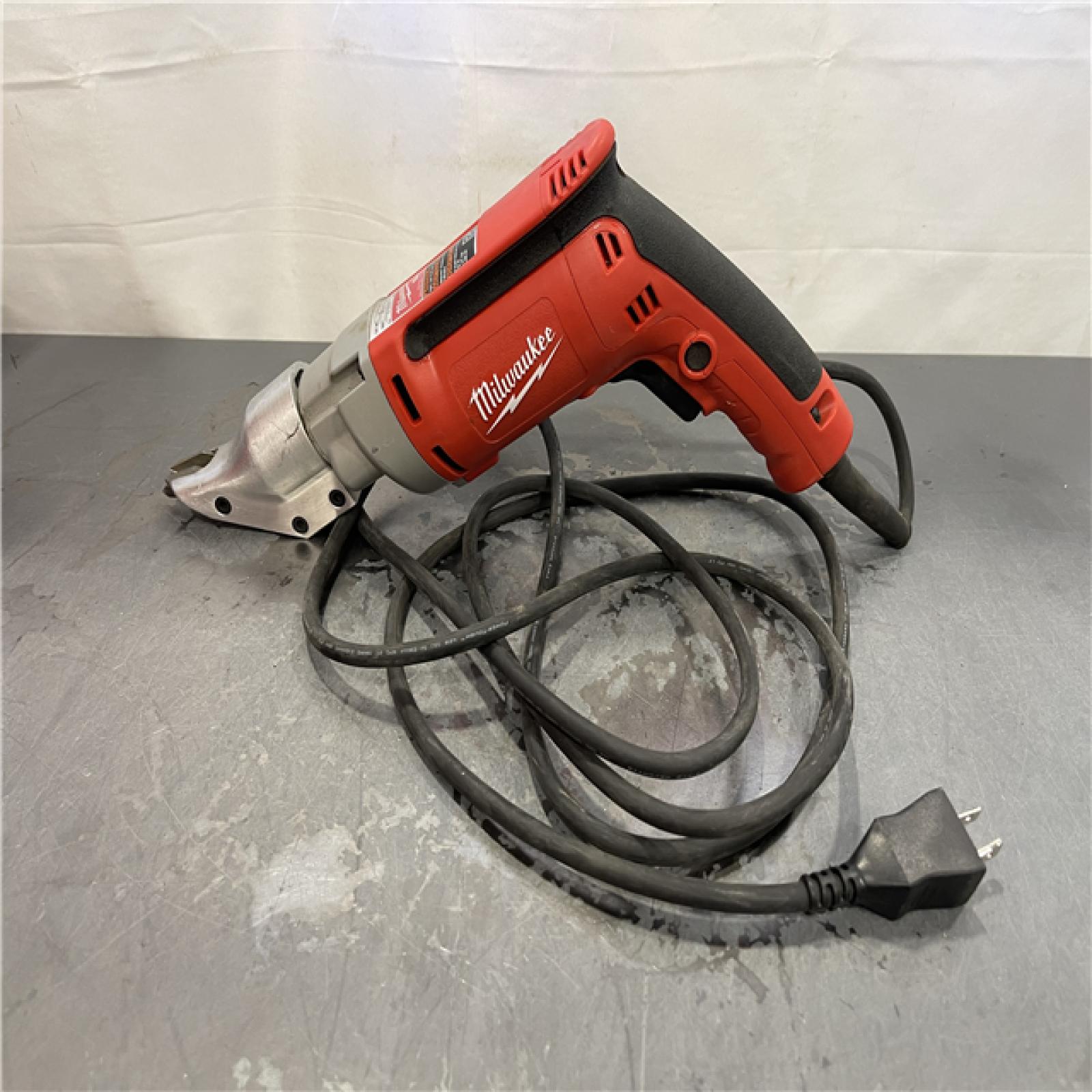 AS-IS - Milwaukee 6.8 Amp 18-Gauge Metal Shear