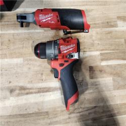 HOUSTON LOCATION - AS-IS MILWAUKEE 2 TOOL COMBO KIT W/ (2) BATTERY & CHARGER
