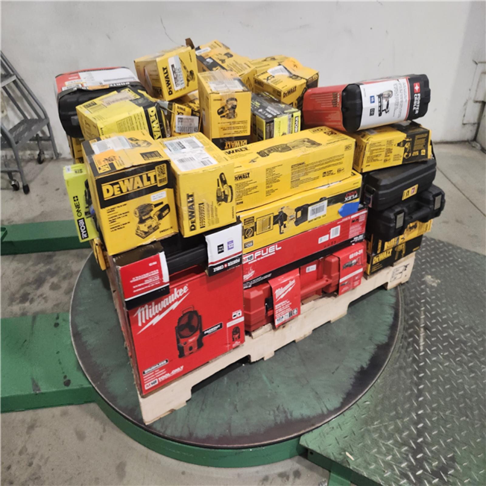 Dallas Location - As-Is Tool Pallet