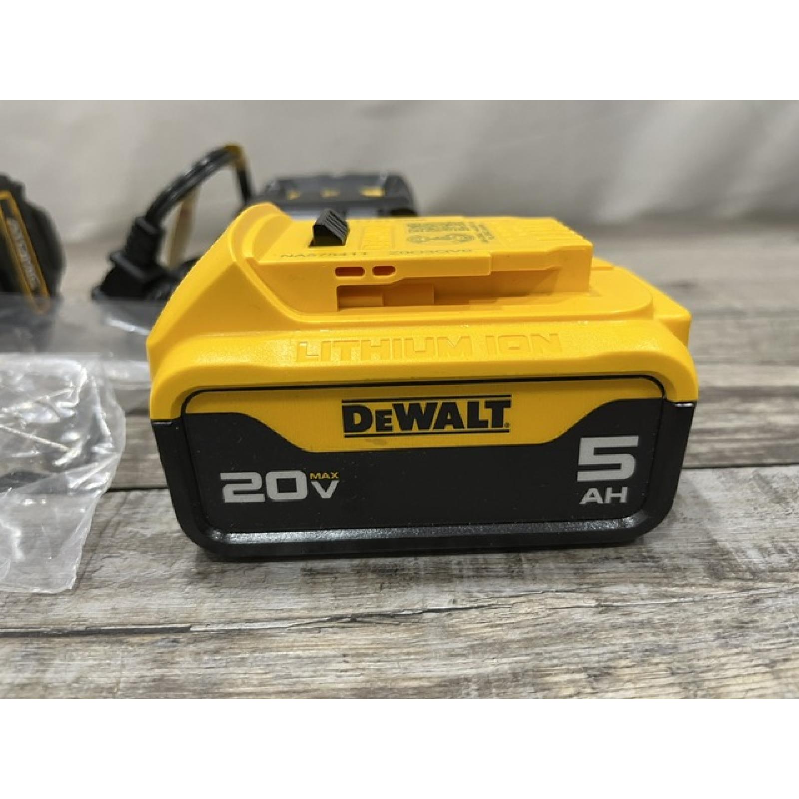 AS-IS DEWALT ATOMIC 20V Lithium-Ion Cordless 1/2 in. Hammer Drill Kit