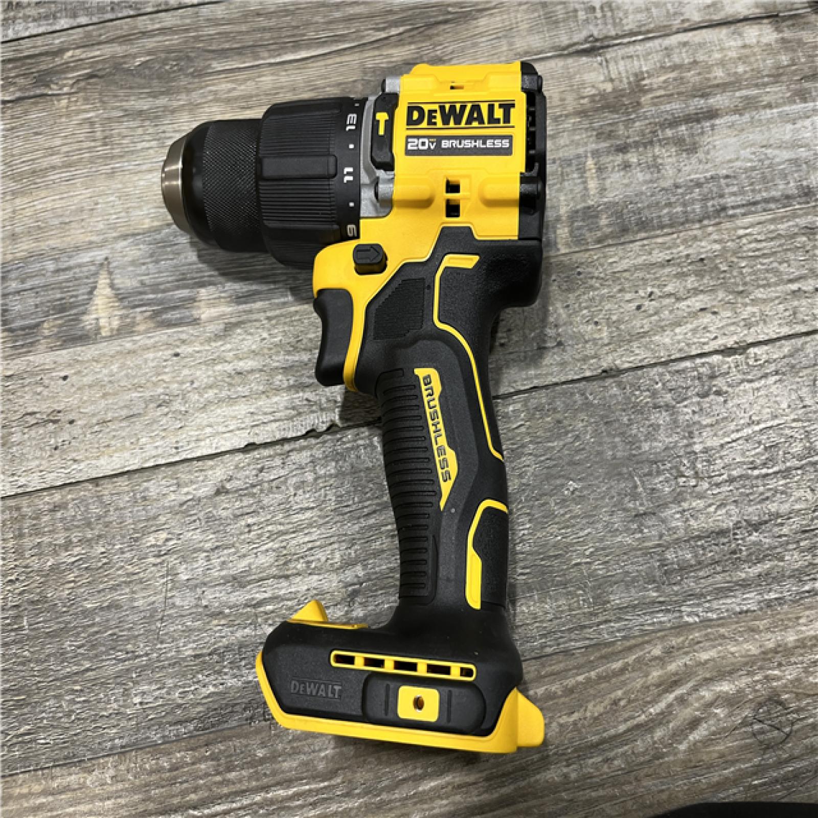 AS-IS DEWALT ATOMIC 20V Lithium-Ion Cordless 1/2 in. Hammer Drill Kit